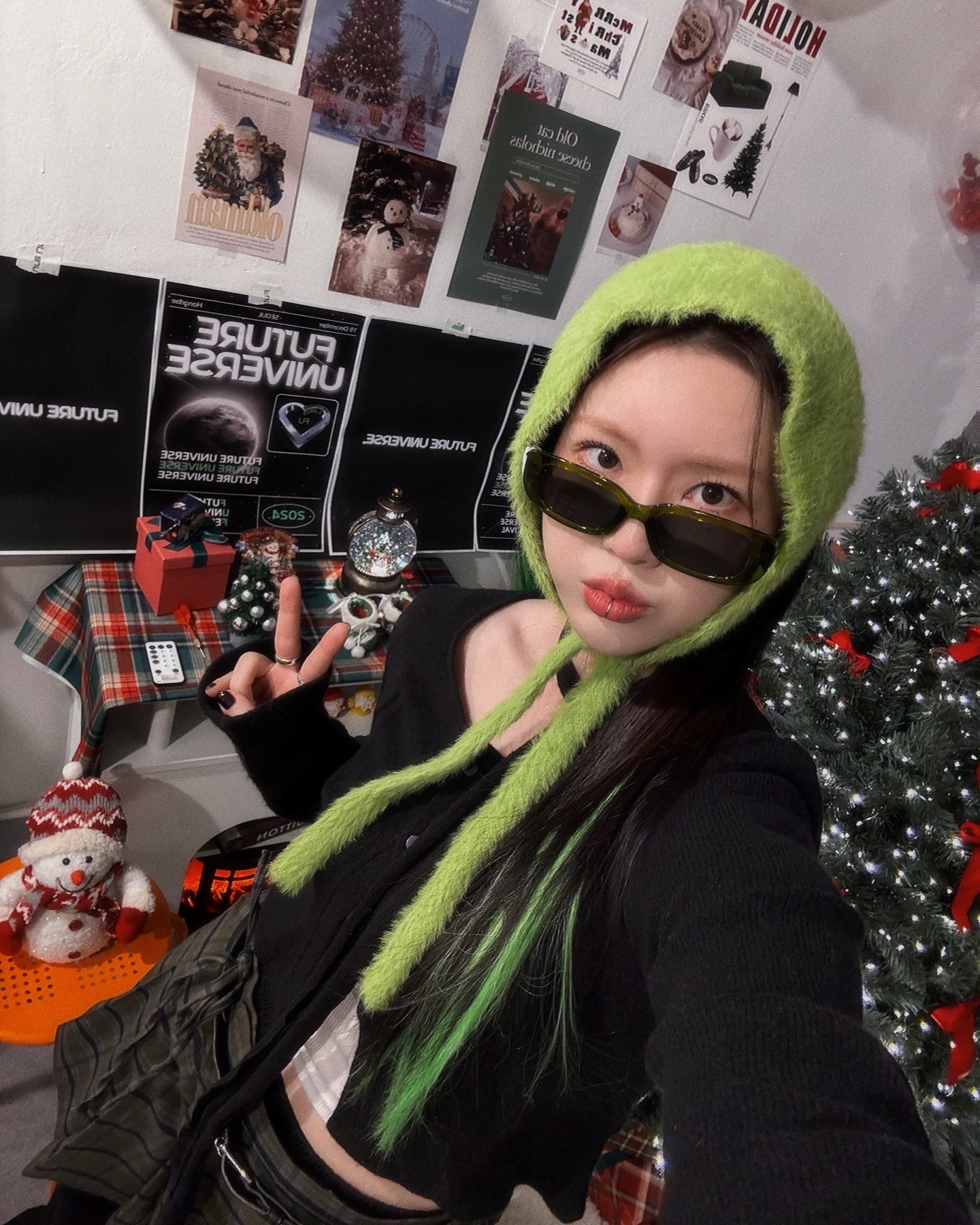 연말 파뤼 투나잇-🎉💖
베스트드레서 상은 못받았지만 
덕분에 MVP가 되었던 sul🥹🙏🏻
노는건 질리지가 않아요 나랑 놀 사뤰~~~