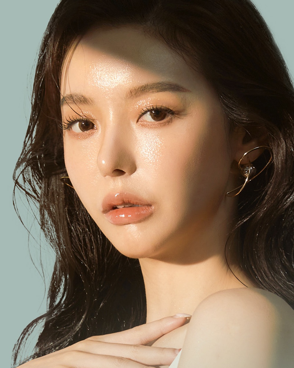 촉촉촉 물광광 메이크업 💦

메이크업 예약은 프로필 오픈카톡 or DM