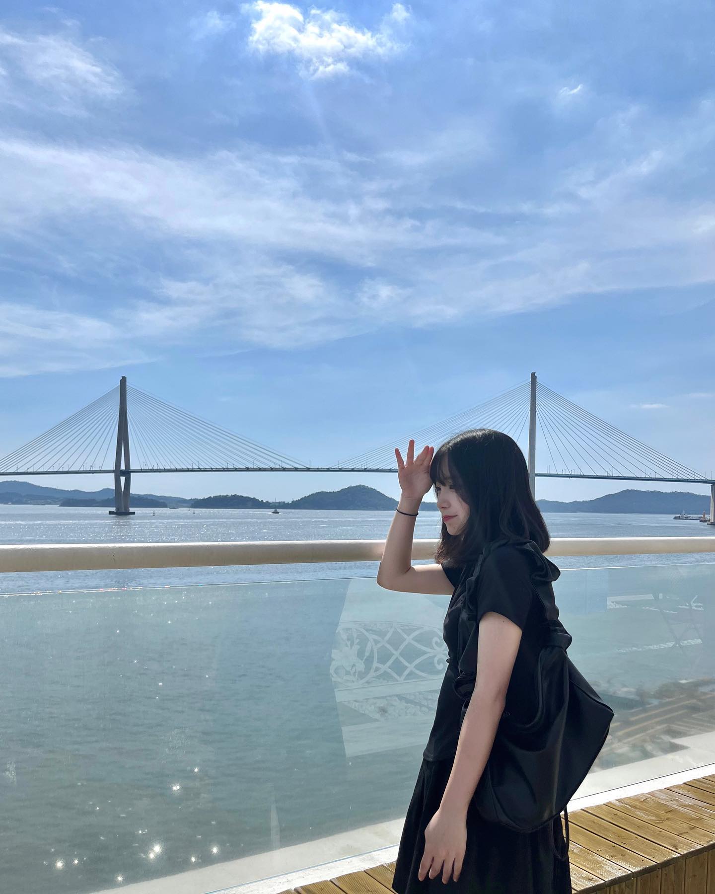 더워서 녹기 5분전이야 🫠🍦