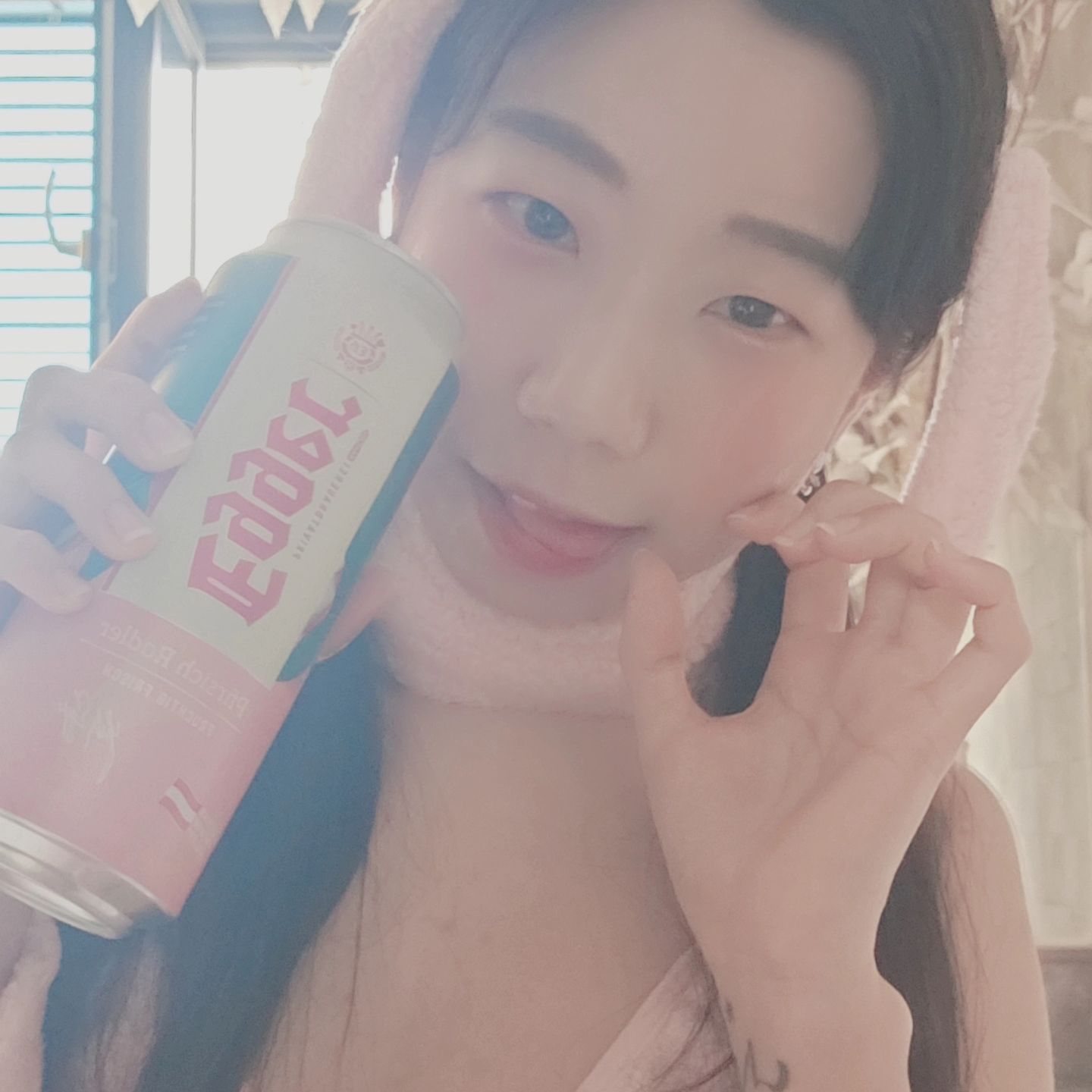 🐶
.
.
#Likey #라이키 #웹화보