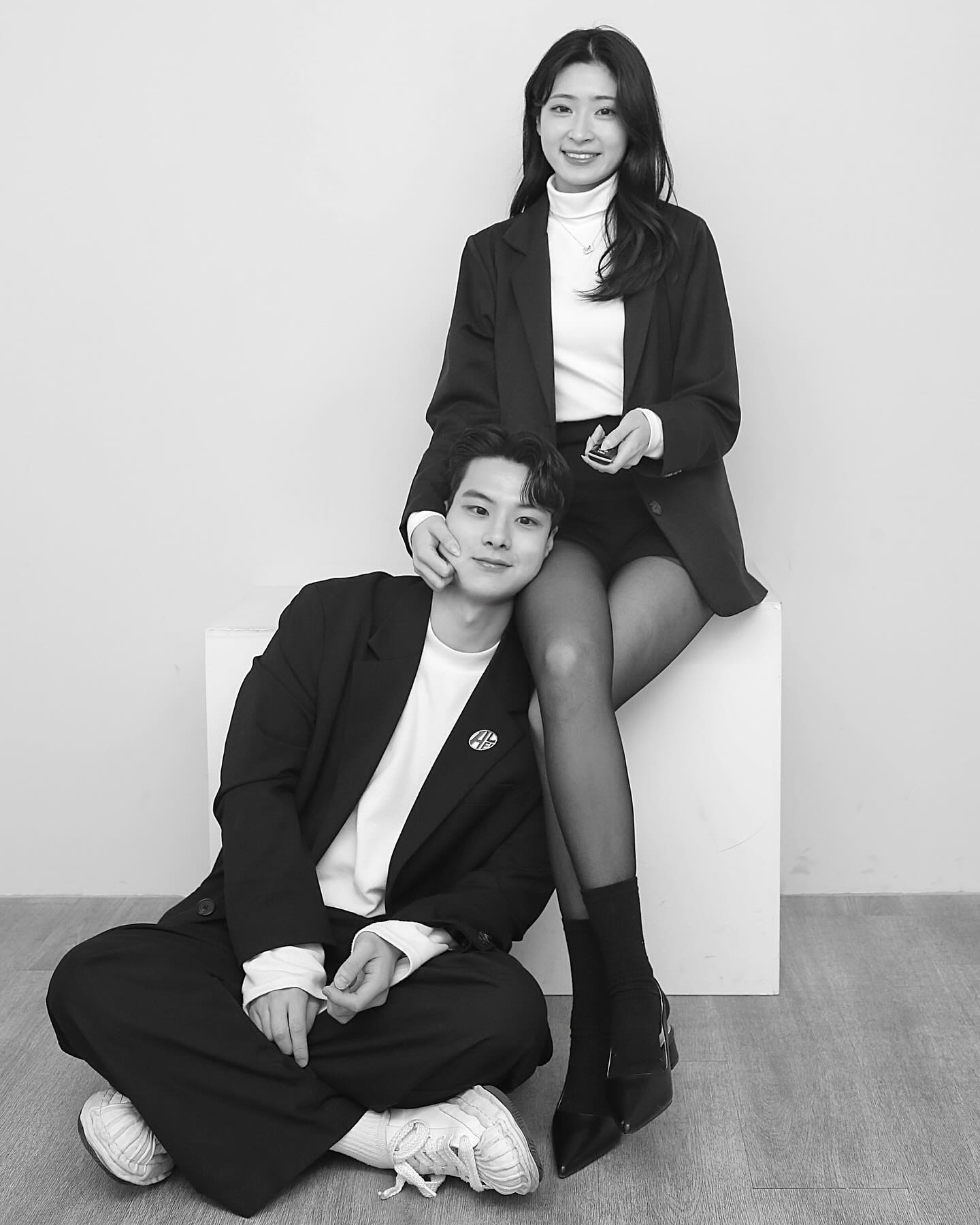 추억남기기🖤 

#연남동셀프사진관 #연남동데이트 #흑백공간 #협찬 #제공