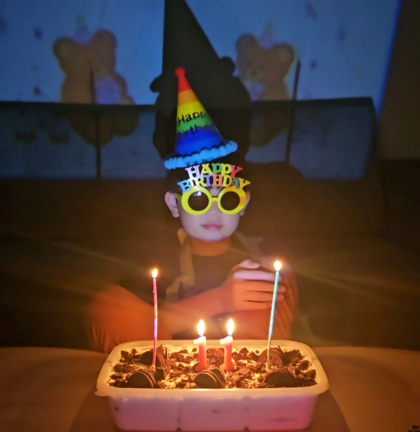 -♡

알러뷰하는 우리큰아들🩷

11살 생일🎂
이제 초4라고  쑥스러워서 웃지도않는다😆
지금처럼 아프지말고 쑥쑥 훈훈하게 자라주길👏🏻

많이많이 사랑하는  우리아들😍
나중에 중딩되고하믄 
인스타할랑가 그때되면 보여줘야지

#생일기록
#사랑하는아들
#happybirthday

#아들맘 #형제맘#11살#8살
#초딩#초딩맘#초4#초1
#육아맘#육아소통 #육아맘환영
#내사랑 #내보물 #워킹맘
#육아일상 #일상 #소통 #좋아요 #맞팔 #인친
#애스타그램 #럽스타그램#젊줌마
#엄마가세상에서제일사랑해아들들❣