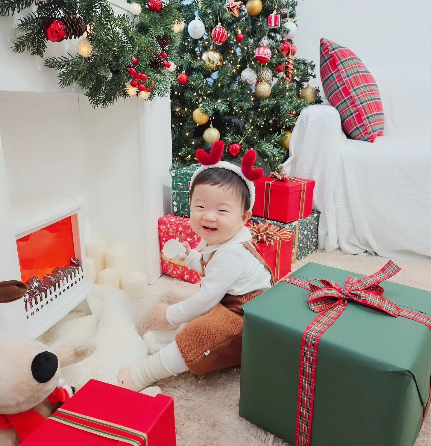 우리집 감기쓰나미 최대피해자
아직은 선전중인 막둥이 쭈휘
#아프지말자 #그만하자우리

큰형 나아가니
작은형 시작이고
막둥이 조마조마하다🥹

정작,엄마는 아플시간이 없다는....

엄마 모임인데
옵션인 주휘가 사진 젤많이 찍었네?!
studio_jigeum
