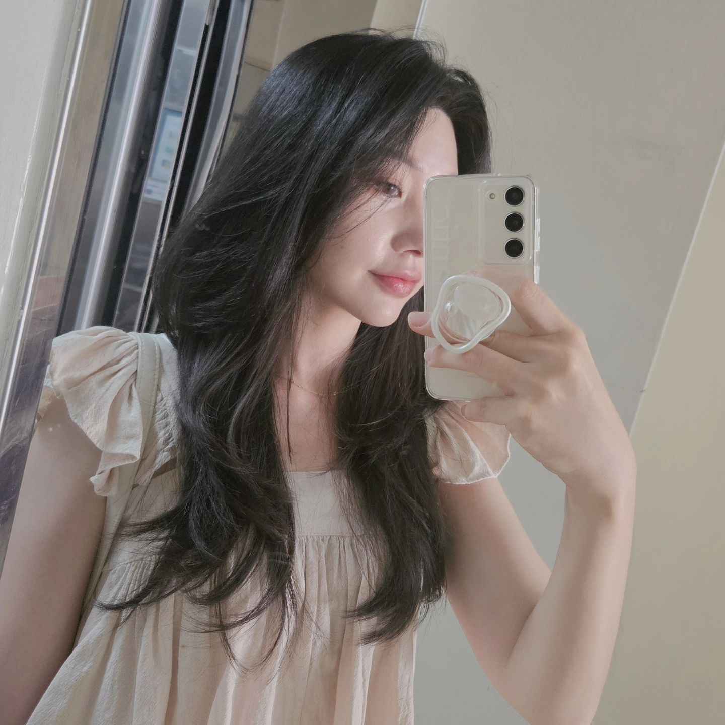 ✂️ 💇‍♀️ 
.
.
.
#싹뚝 너무 가벼워,,🖤