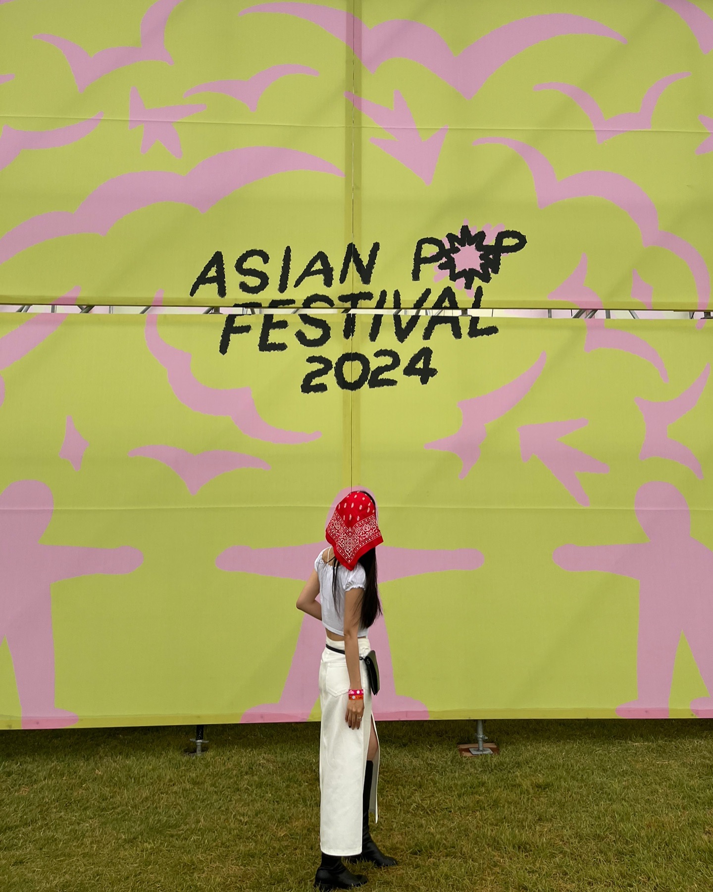 맨날 EDM, hiphop 페스티벌만 가다가 처음 이런데 와봤는데,, 신세계..사람들 착장부터 애티튜드, 분위기까지 넘나 다르더라 힐링 앤 프리덤〰️🤟🎸🥁🎹🎶
좋은 경험하게 해준 람온니 알랍❤️ vintageramram