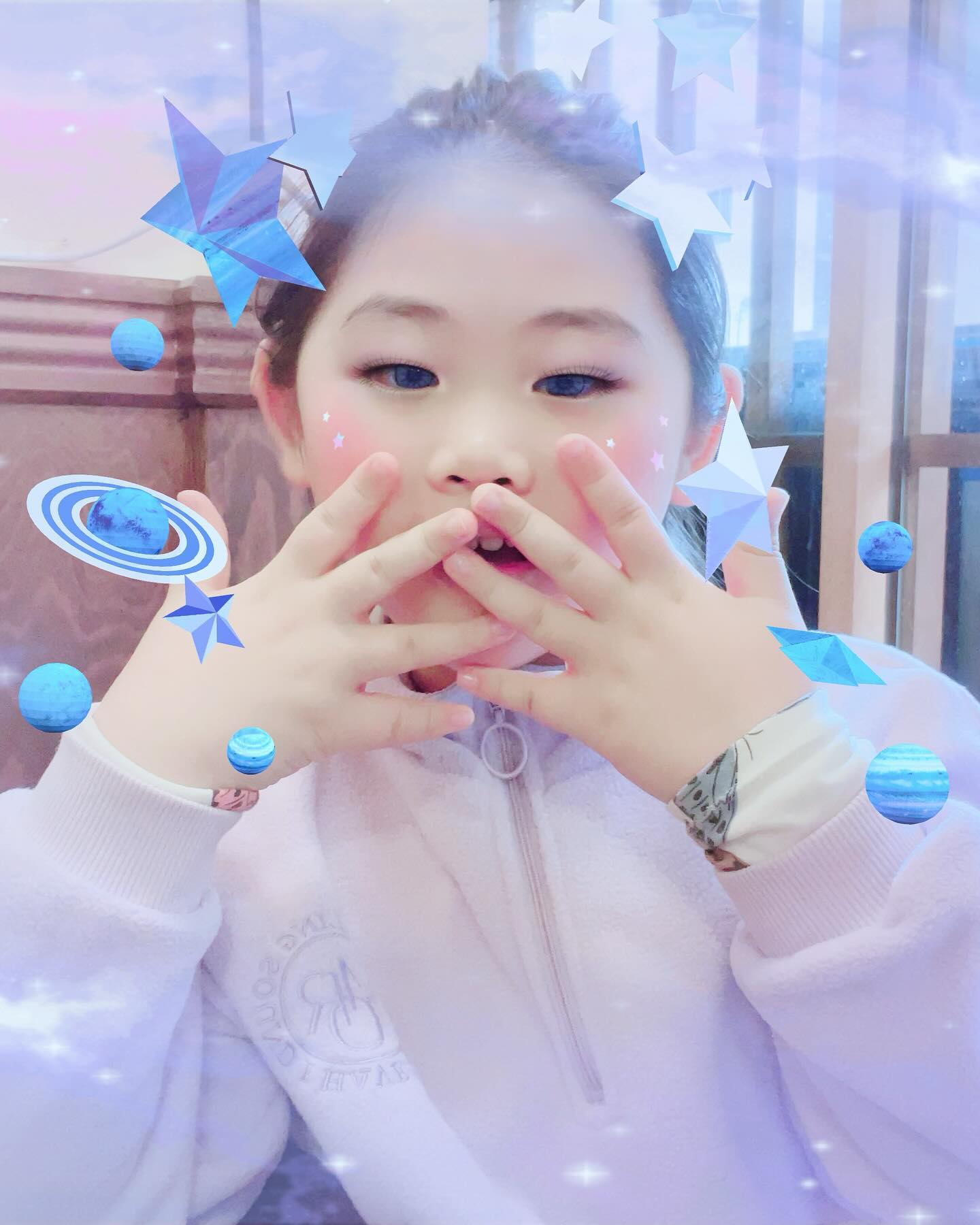 #2023년12월 

1학년 입학하고 적응하듯 많이 아프고 엄마도 회사일이 바쁘고 아팠는데
잘 자라주고 성장해줘서 고마워🥰
내년에는 아프지말고 행복하자🤍

#서아랑한나엄마랑 #노서아베베 #서아베베 #8살서아
#8살서아기록 #원숭이띠맘 #2023년마지막 #231231