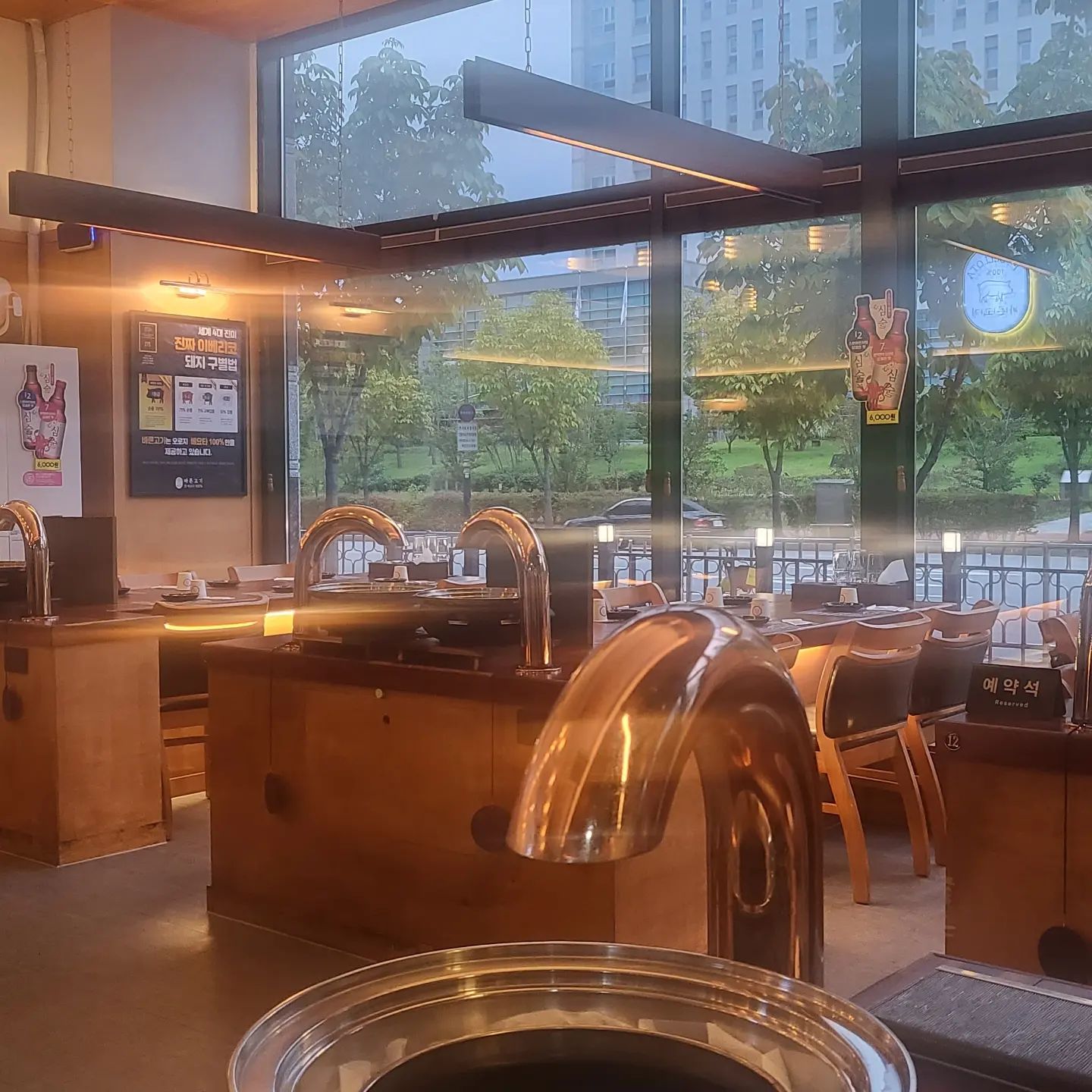 밀린일상 

지난 황금연휴

이틀집콕
맛난고기먹으로 외식후
2차가맥가서
친구엄마 친구를만나
다시 광란의 3차를 다녀온후
끙끙앓았네 ~

참맛있었던 꼬기 꼬기♡♡

#천안맘
#일상
#육아일상 
#육ㅇㅏ스타그램