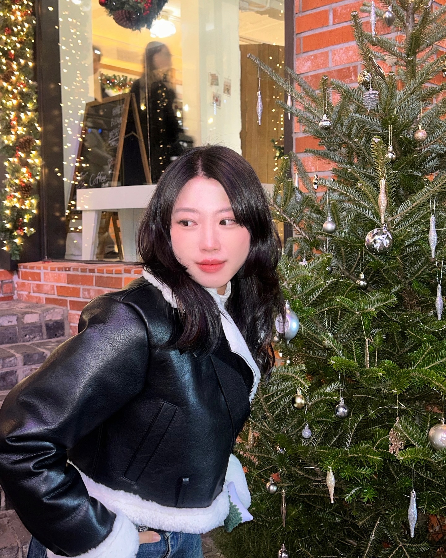 담주가 벌써 12월이야...! 

#콜릿 #콜릿무스탕 #협찬 #아우터추천 #지그재그 #무스탕코디
*브랜드로부터 제품제공을 받아 작성된 게시물입니다.