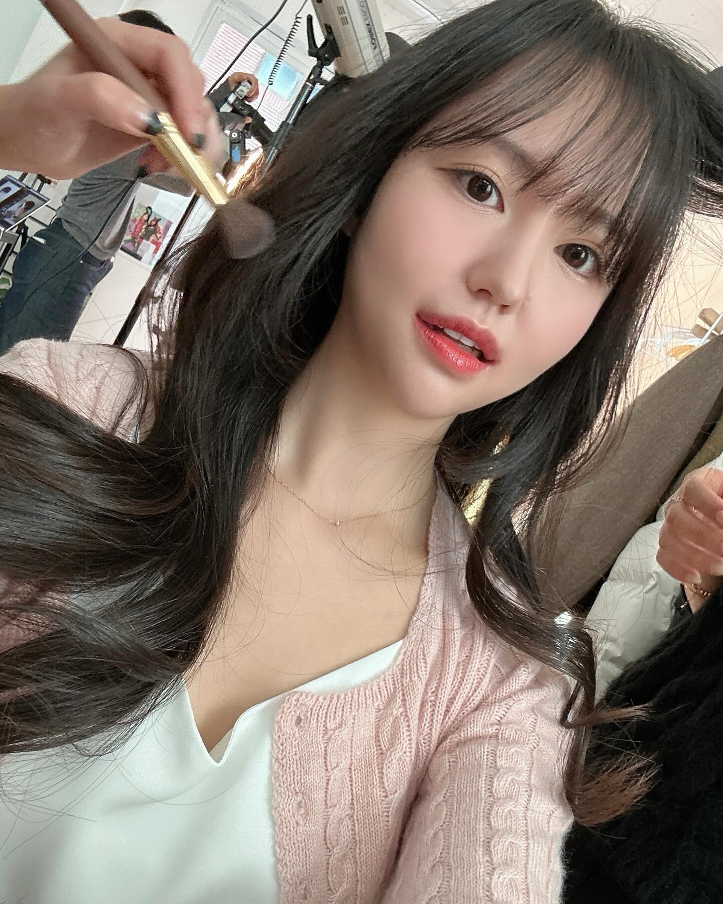 헤메 최고였는데 내가 셀카를 오이지처럼 찍어서 구렇징...