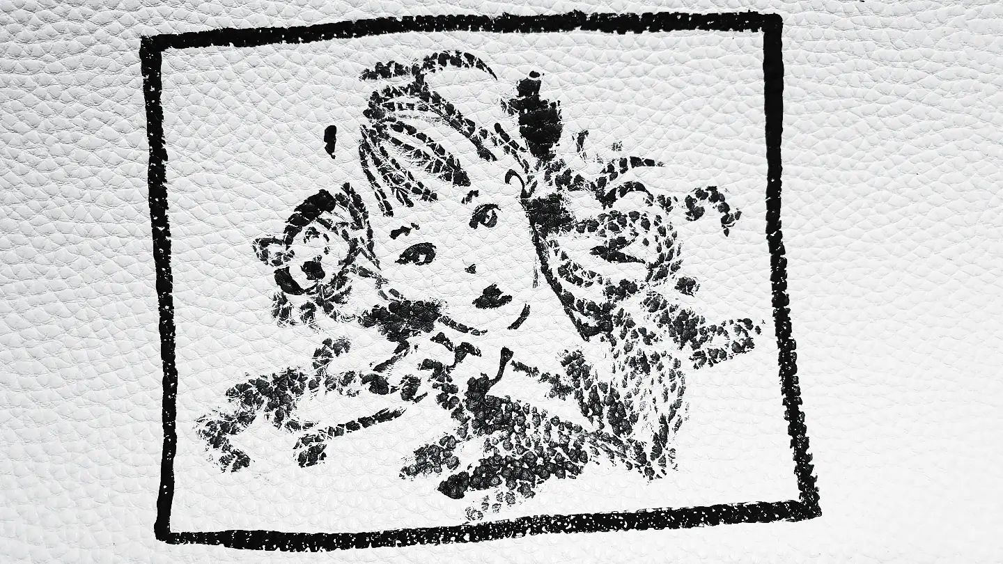 Somewhere
.
.
#illustration #art #artist #leather #drawing #draw #illustrator #illustrationartists #black #and #white