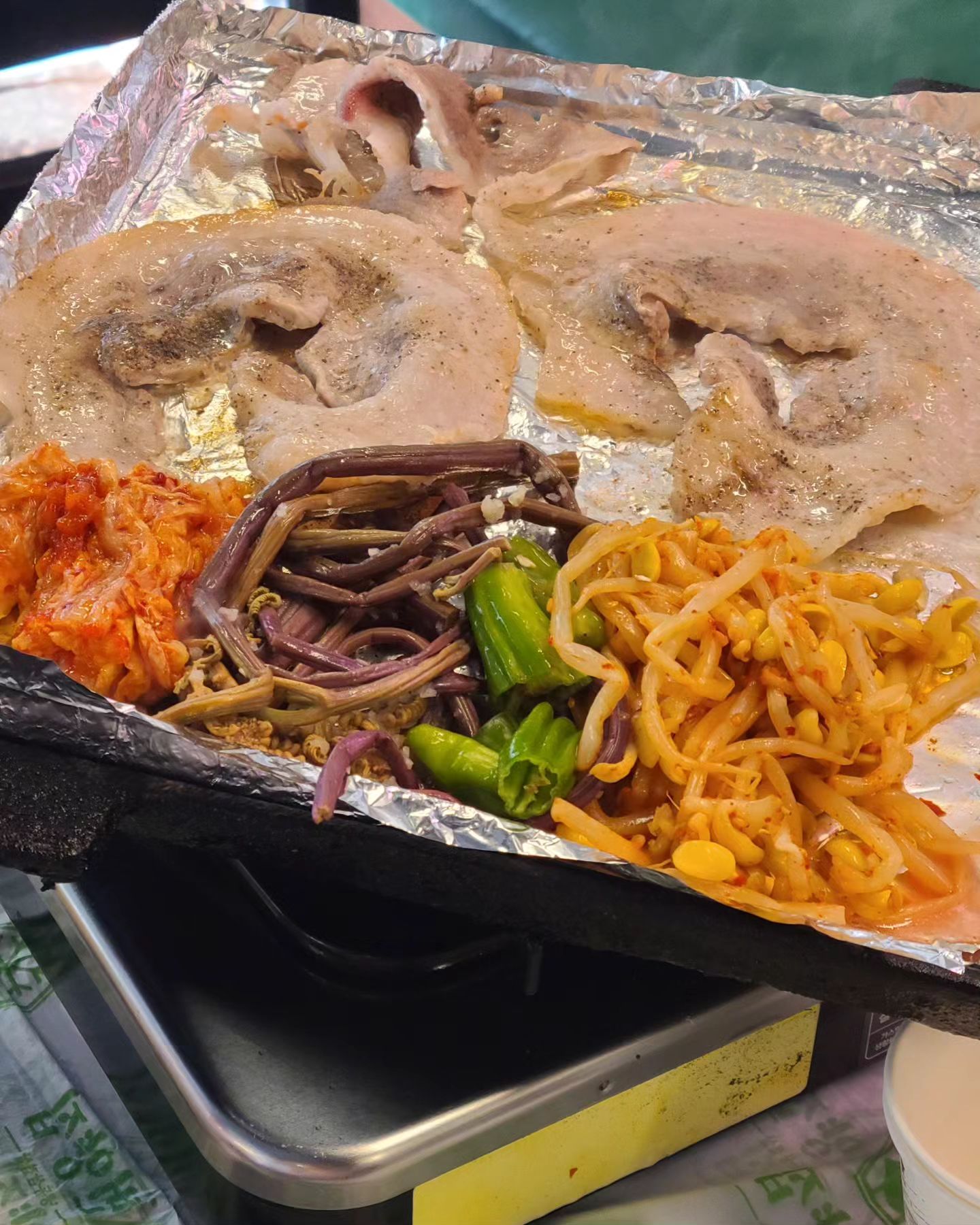 .

부서회식 #번양집

#꽃삼겹살 에 고사리 미나리 미쳤다 🫶

#번양집당산점 #냉삼맛집 #볶음밥사진이없네