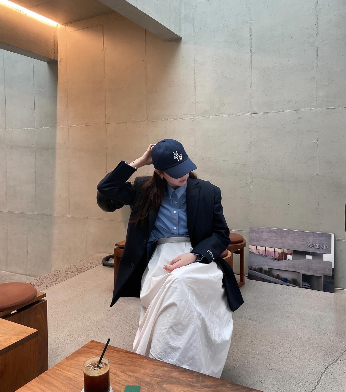1일1카페 하고싶은 카페인중독자 🤍
전피드랑 같이 올리고싶었는데 타이밍 놓침 😇
적금샷이라도 모른척해주세여 흠흠