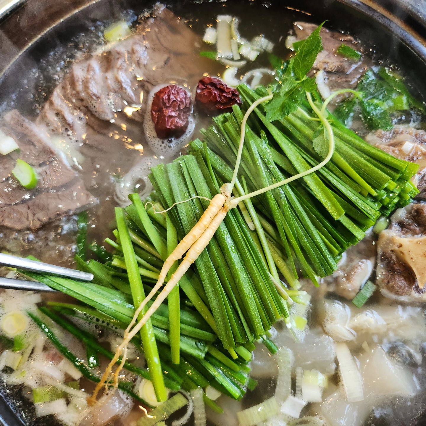 와이프랑 몸보신데이트

황해수육 제대로 몸보신

소꼬리 아롱사태 스지

나이들수록 이런 음식이 좋다

#송도맛집#송도회식장소#송도고기집#송도수육맛집
#인천대입구역맛집 #존맛 #송도수육#송도스지
#포블로그협찬