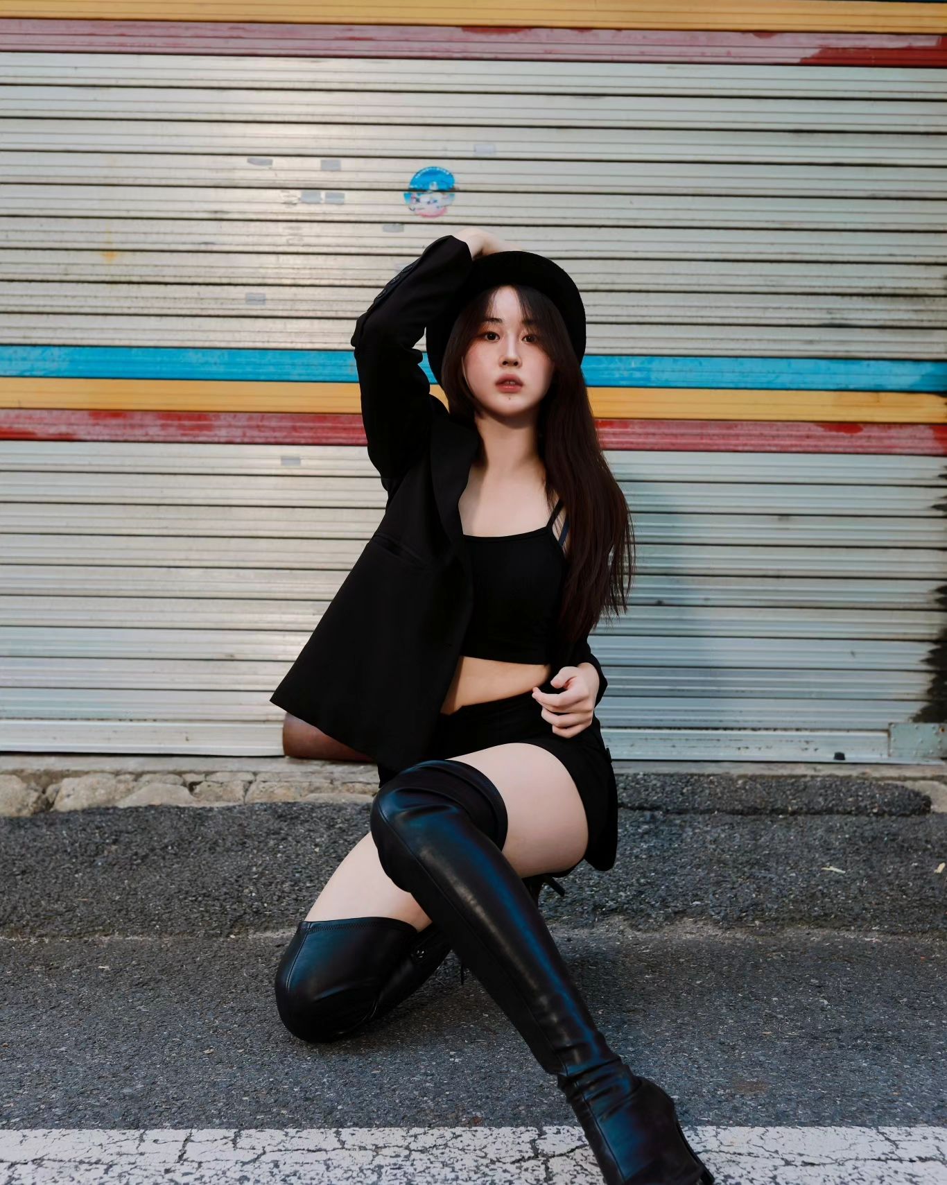 Strobe: AD300pro +Speedbox-Flip24
godox_global
smdv_official

골목길 촬영📸
대전 시장 골목길에서 정장 컨셉으로 입고 촬영하고왔습니다
밤은 아니였지만 흐린날 조명을 사용해서 더 분위기있고 이쁘게 촬영할수 있었어요 !
조명촬영은 처음이였지만 작가님께서 설명도 잘해주시고 이쁘게 잘 찍어주셨습니다🥰

#AD300Pro #Godoxcontest2024 #SMDV #B240hss #사진조명