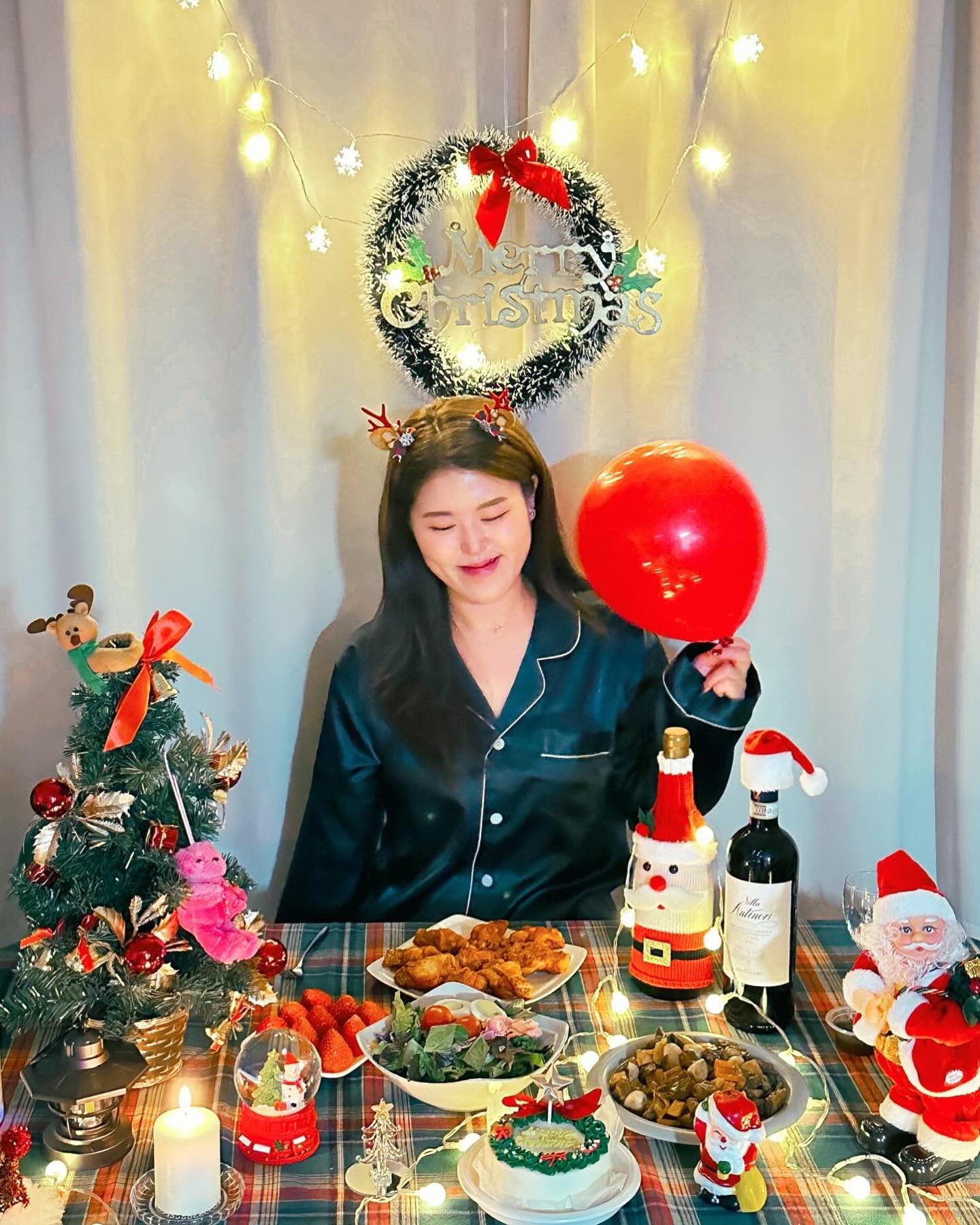 -
𝑴𝒆𝒓𝒓𝒚 𝑪𝒉𝒓𝒊𝒔𝒕𝒎𝒂𝒔 🎄⛄️🎁🎂💚❤️🤍