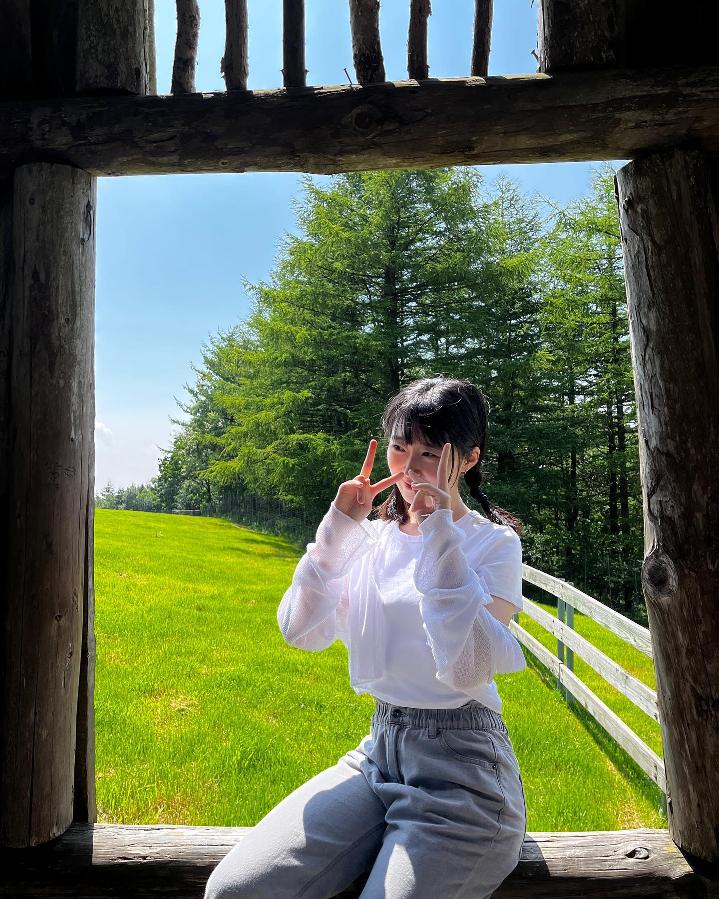 🐑🍀

.
.
.
.
#00년생 #양떼목장 #대관령 #여름패션 #강풍주의보 #양갈래머리 #양갈래코디 #여름코디 #여름코디패션