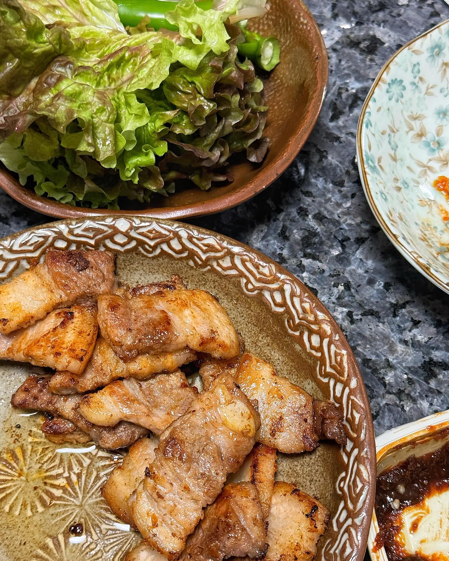 #광고
고기팜 삼겹살 🥩

라인에서 전국 산지 고기 비교해서 구매할 수 있는
유일한 사이트 고기팜 알고 계신가요 ?🧐 여러 업체가 입점해 있어 고기를 바로바로 비교해서
구매 가능하고 소,돼지,닭,양고기 등 없는게 없어요❗️

저는 집에서 간단하게 구워먹으려고 삼겹살 주문〰️
신선하고 빠르게 배송와서 저녁에 바로 고기 구워서
술 한잔 했짜나요 🍻

직저 장보러 갈 필요 없이 어플로 비교해서 주문 가능해서
너무 편하고 좋았어요 ✨❤️‍🔥

앞으로 자주 이용할 예정 〰️🤍