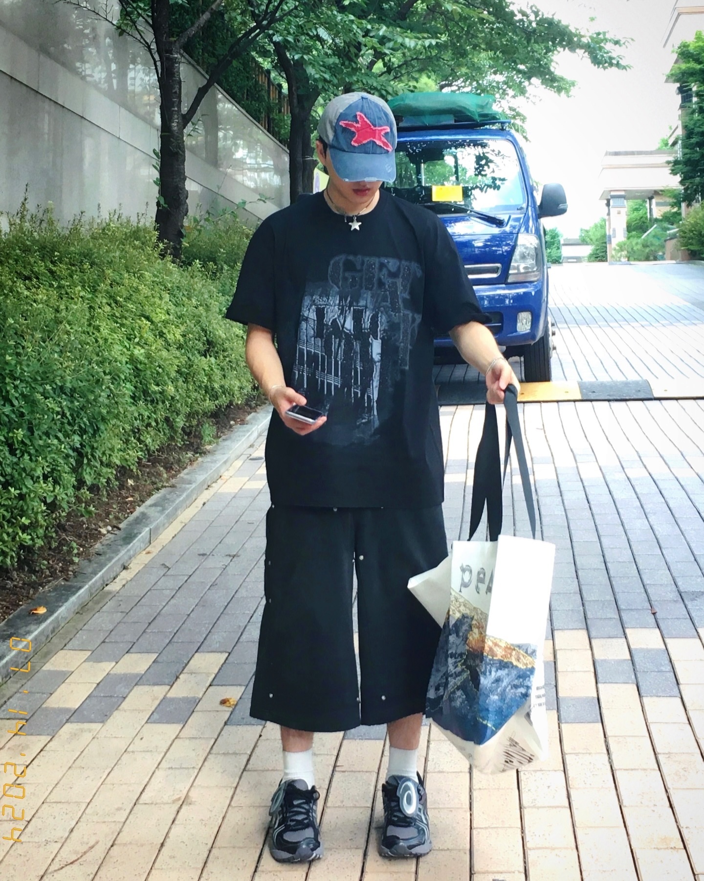 #협찬 #광고
xtonz_official
반팔이랑 가방 힙하지 ✌️
#XTONZ #엑스톤즈 #오오티디 #ootd