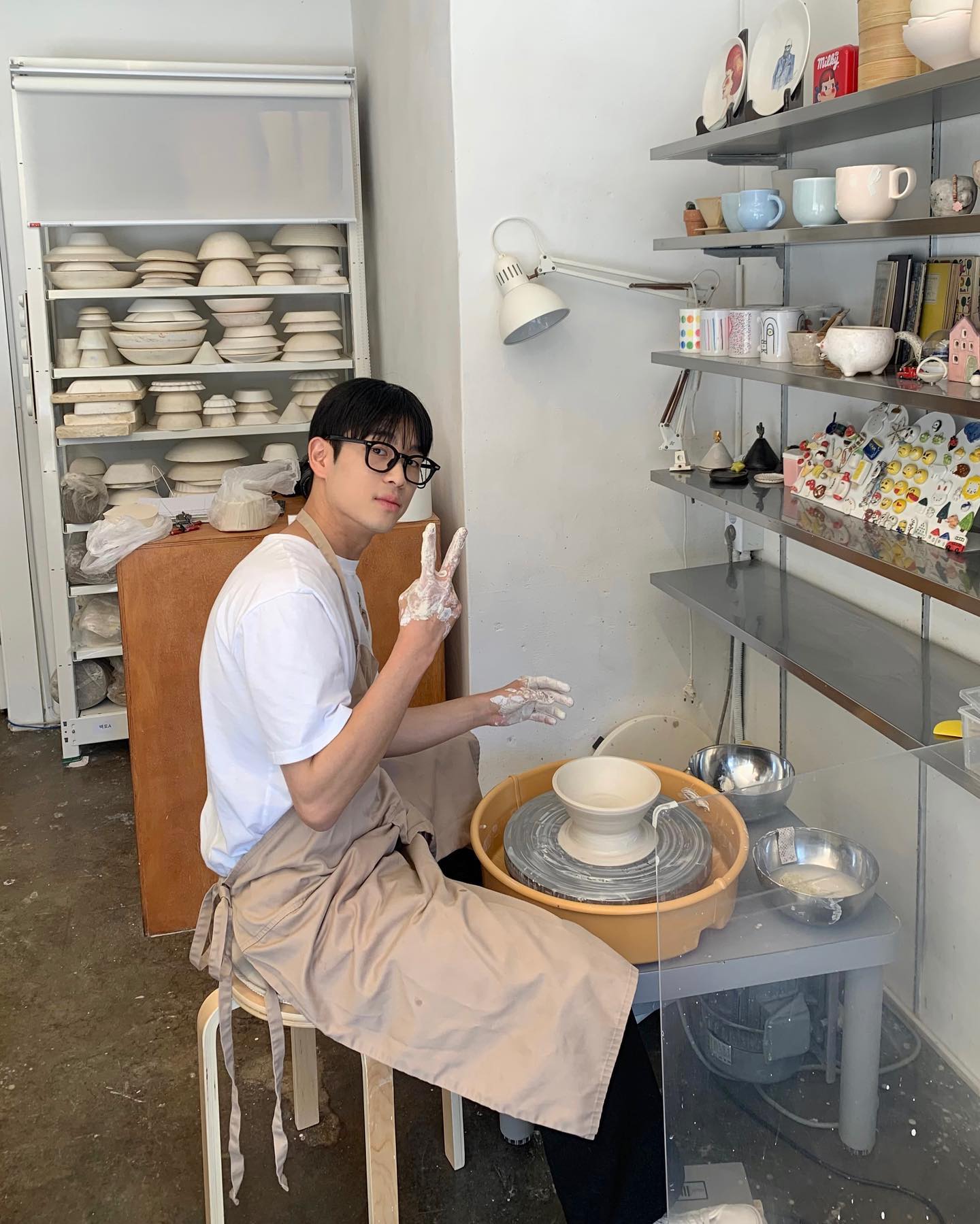 도자기물레하는나 어떤데🤓
#실내데이트#도자기공방#데이트추천
