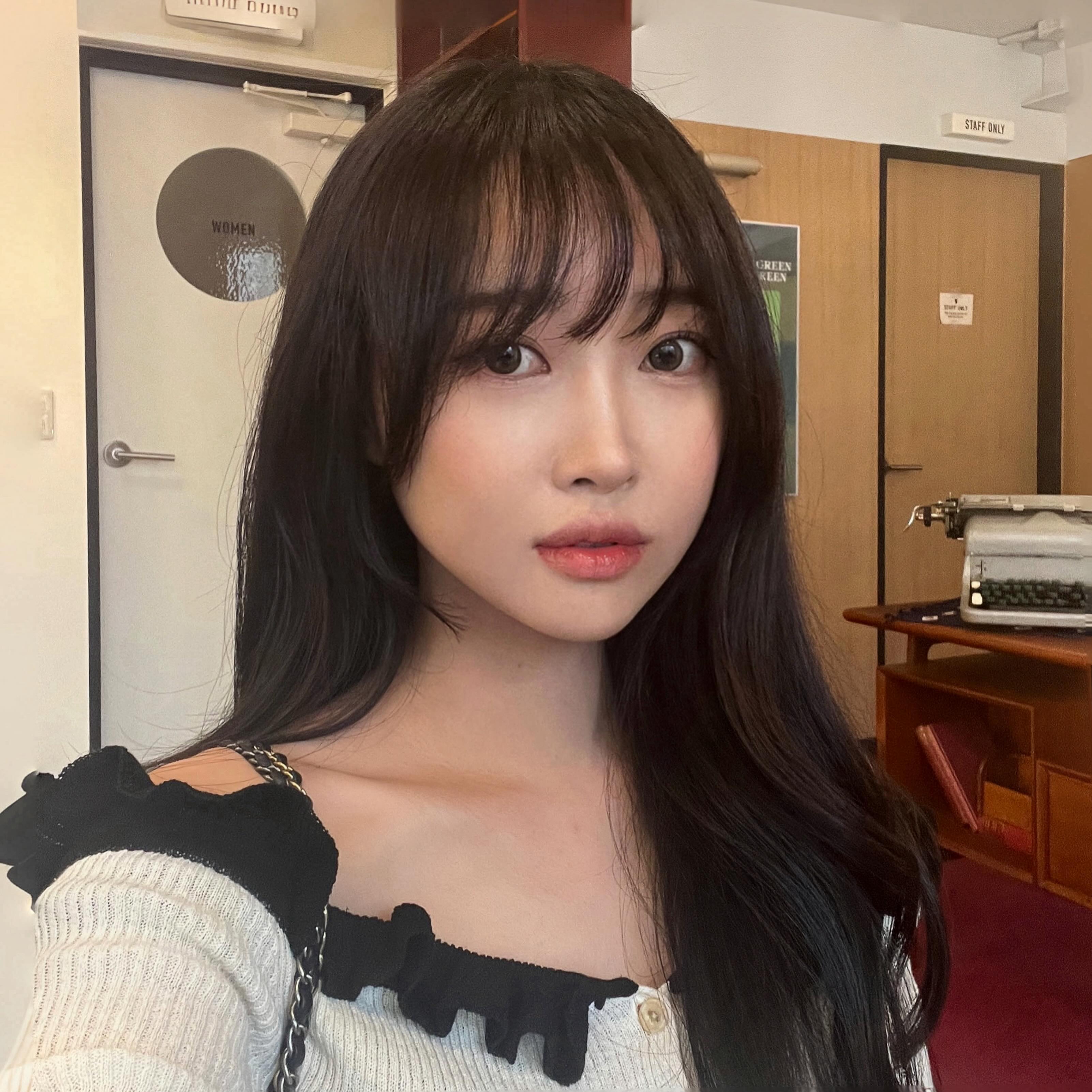 나름 싹둑 머리 잘랐당