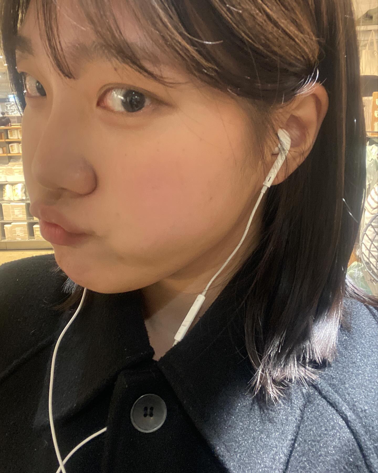 형철쌤.. 단발 10년치 예약이요^^