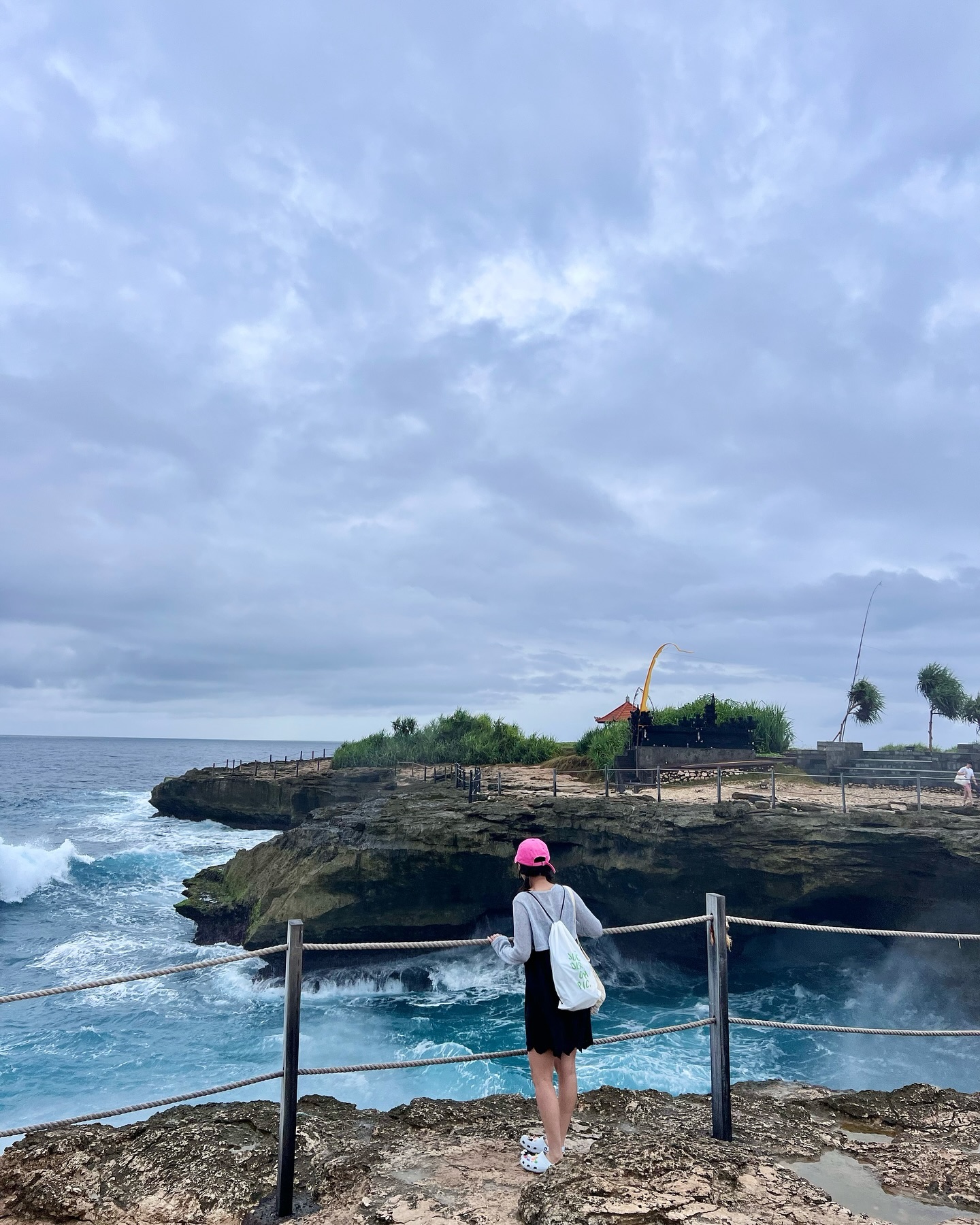 Feeling exactly how I look🏝️🥽🫧

#발리 #발리여행 #인도네시아 #발리스냅 #우붓 #우붓여행 #발리스윙 #사누르 #사누르맛집 #사누르비치 #사누르여행 #누사렘봉안 #스노쿨링 #스노쿨링스팟 #snorkeling #bali #indonesia #baliswing #baliswingubud #ubud #ubudbali #balitrip