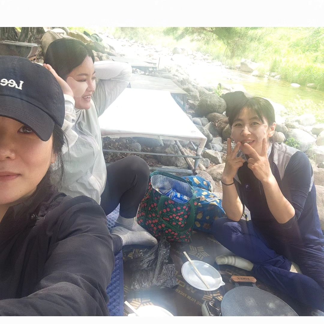 계곡 급벙!!!
나오니 좋긴하네~~~삼겹이도 꿀맛

#산청#산청계곡
#E와I 나들이#2024첫 계곡