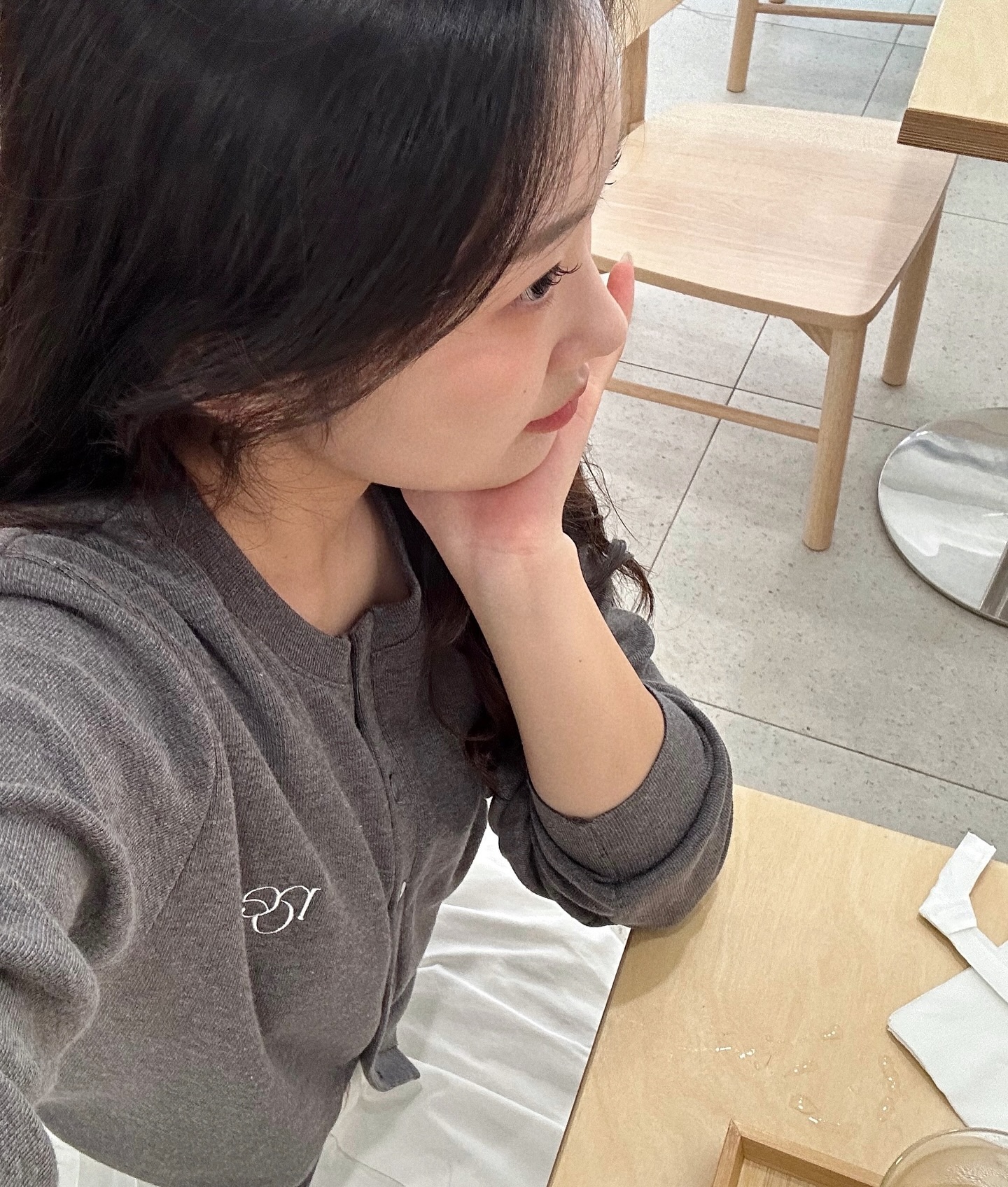 #카페 #카페추천 #전시 #전시회 #selfie #ootd #가을코디
