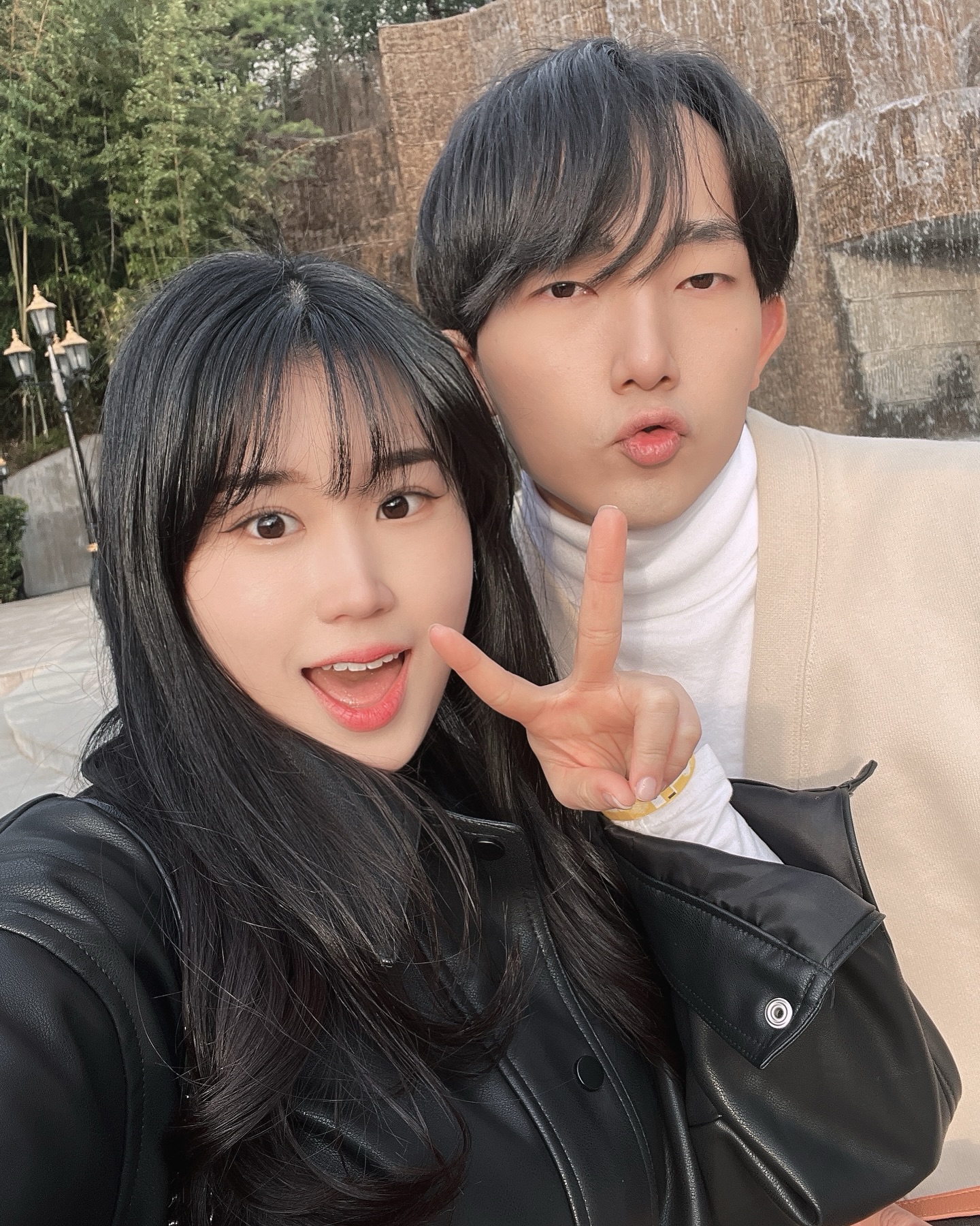 오랜만인 투샷🫶