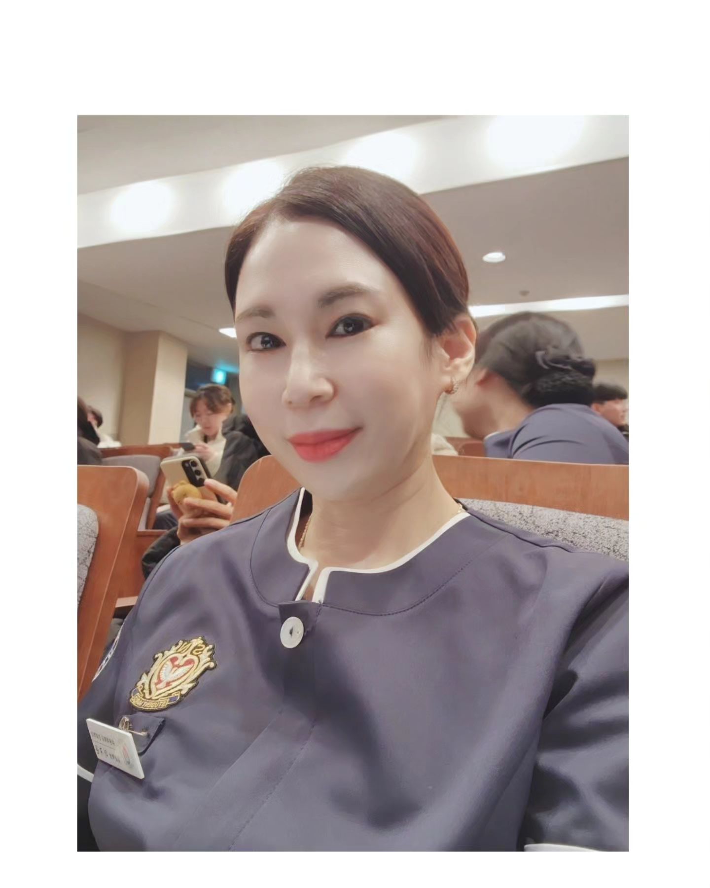 안녕~ 나의 23년🤍
늦은 시작, 수많은 고민
울컥울컥한 순간들..
힘든 시간을 잘 버틴 나를 칭찬해!!
.
10과목으로 시작한.2학기
jiyoung11008 님 미라클모닝과
긍정적인 에너지를 가진 많은 분들..
우리 남편, 딸 리원이, 늘 힘을 주는
언니, 친구,  지인들의 응원으로
힘들었지만 가장 행복한 23년이었어요.

#새해복많이받으세요 
24년에는 더 행복하길요
