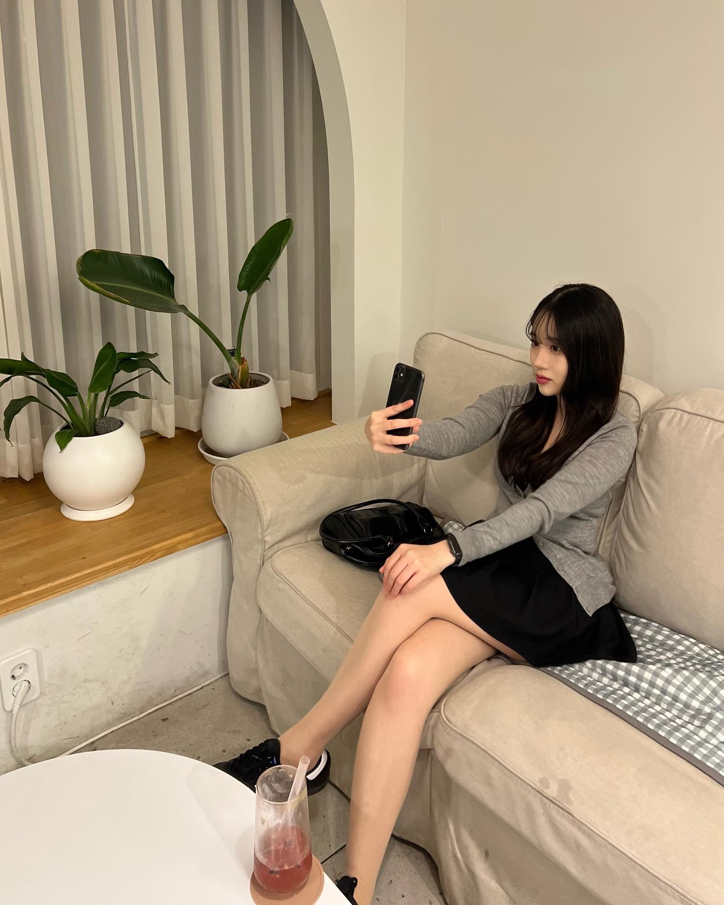 올리기 귀찮아서 미뤄왔던 사진들 끄집어내는 중 …
.
.
.
.
.
.

#フォローバック #いいねした人全員フォローする #いいね返し#いいね返します #likeforlikes #likeforfollow #likelike #daily #selfie #selca #followforfollowback #instagood #ootd #일상 #소통 #데일리 #첫줄반사 #첫줄 #셀스타그램 #얼스타그램 #셀피 #좋아요 #좋아요반사 #좋아요테러 #좋아요그램 #오오티디 #데일리룩 #단계동카페 #인더무드 #원주카페