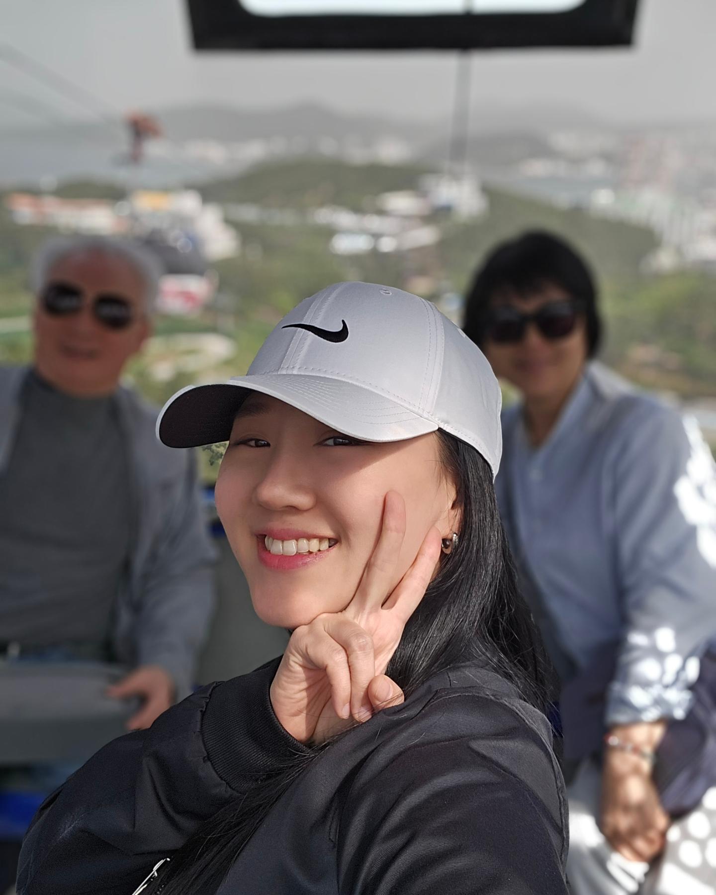 가족 여행 ✈️ 🎶 🍒 💛 ❤️ 💚