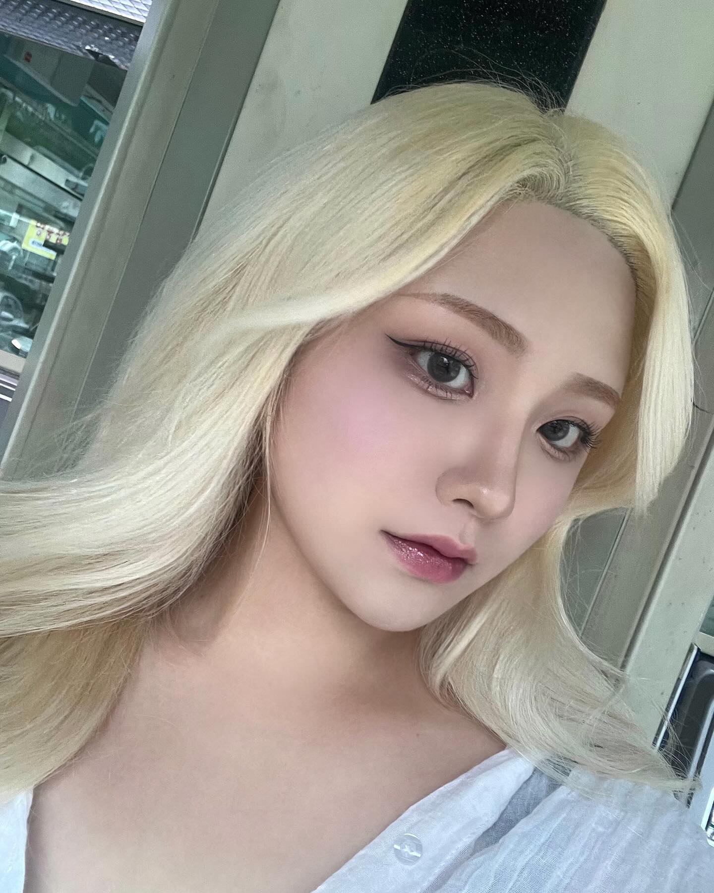 외모 췍↗