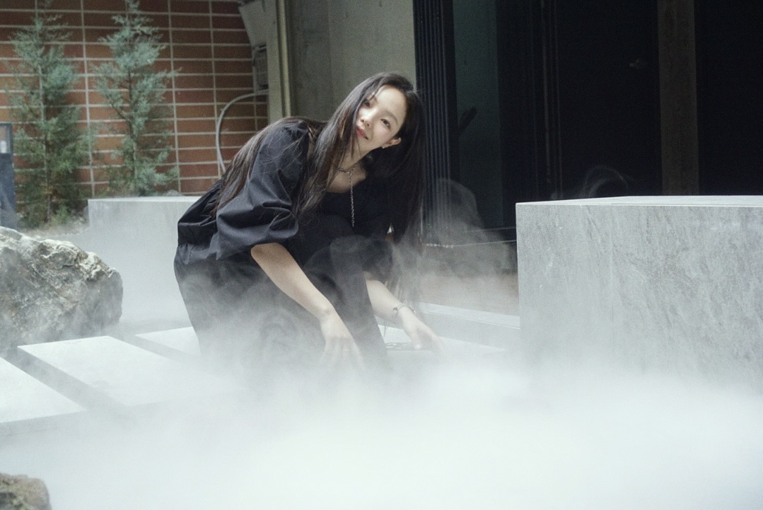 노천탕에 나타난 귀신st..?!👻

유니크한 디자인 초커
내구성도 튼튼하니 퀄리티가 좋아
원피스랑두 잘 어울리는거 같아서 더 좋아,,

ROMANTINUER
#주얼리브랜드 #써지컬스틸목걸이
#데일리목걸이
#리본목걸이 #주얼리추천
#목걸이추천