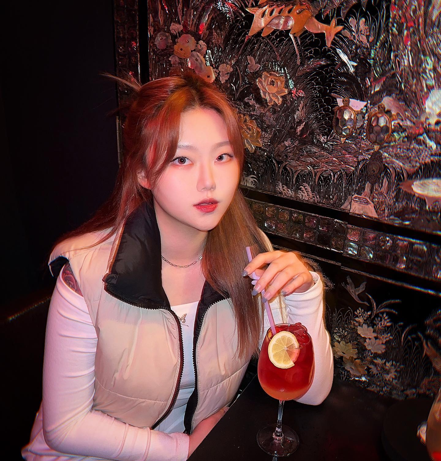 일요일 밤엔 소주 말고 칵테일
물담배 신기방기 존맛 수증기
teapuffseoul 칵테일 조온맛탱