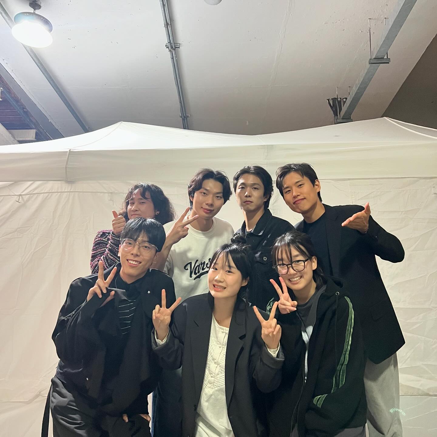 다양하다.. 매력이 다양하다 !🤤 

(With official_dayangsung and naktacho2)

#밴드다양성 #다양성 #최낙타 #오예린밴드 #오예린#oidindiemusicfestival #oidfestival oid.festival