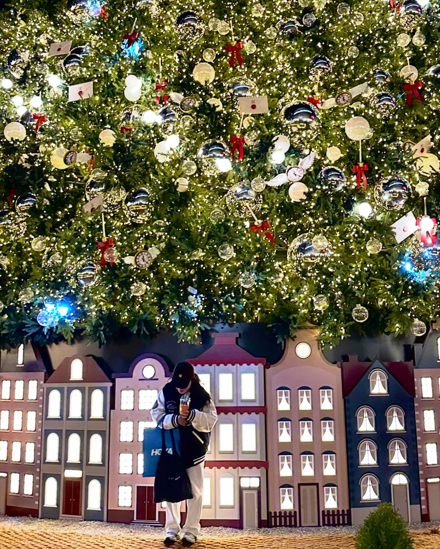 #미리크리스마스 🎄🎠🎅🏻🫶🏻

#👧🏻🧒🏻🌱
yunsoo_ing

#happyholidays #merrychristmas