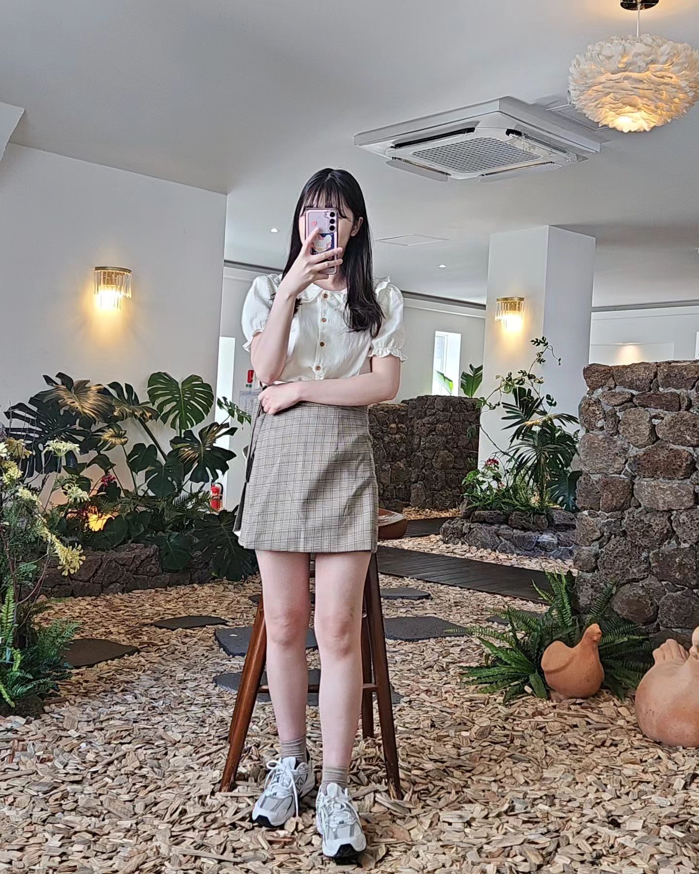 시기상으론 가을이지만 날씨는 전혀 안 가을🍂

#dailylook #데일리룩 #ootd #fashion #패션 #오늘뭐입지 #옷스타그램 #랑데자뷰 #랑데자뷰대구 #인친 #선팔환영 #소통