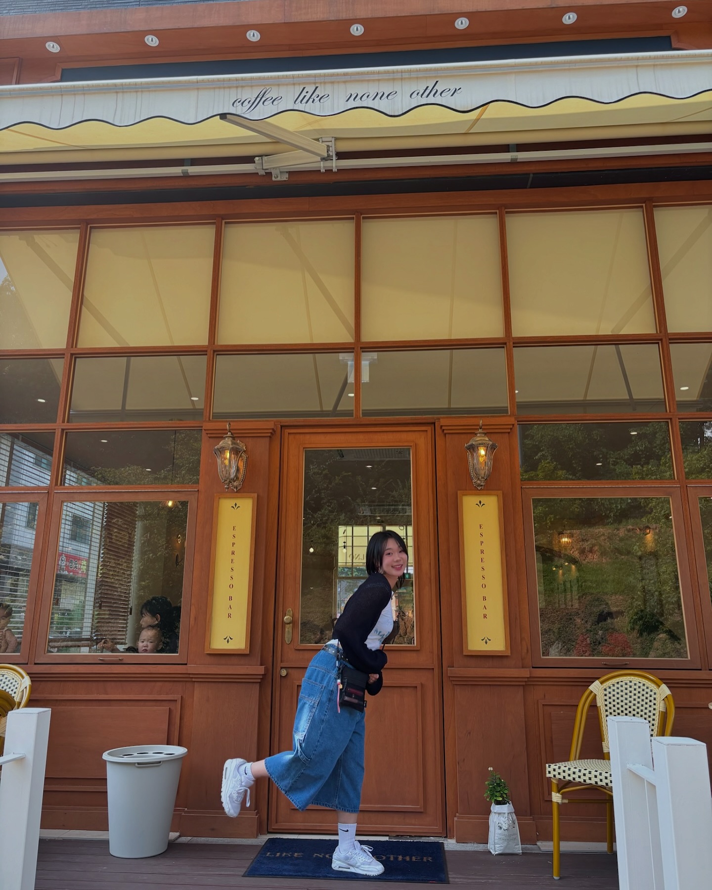 휴일 카페 나들이🥳💜
.
#fyp #selfie #ootd  #파주카페 #paju