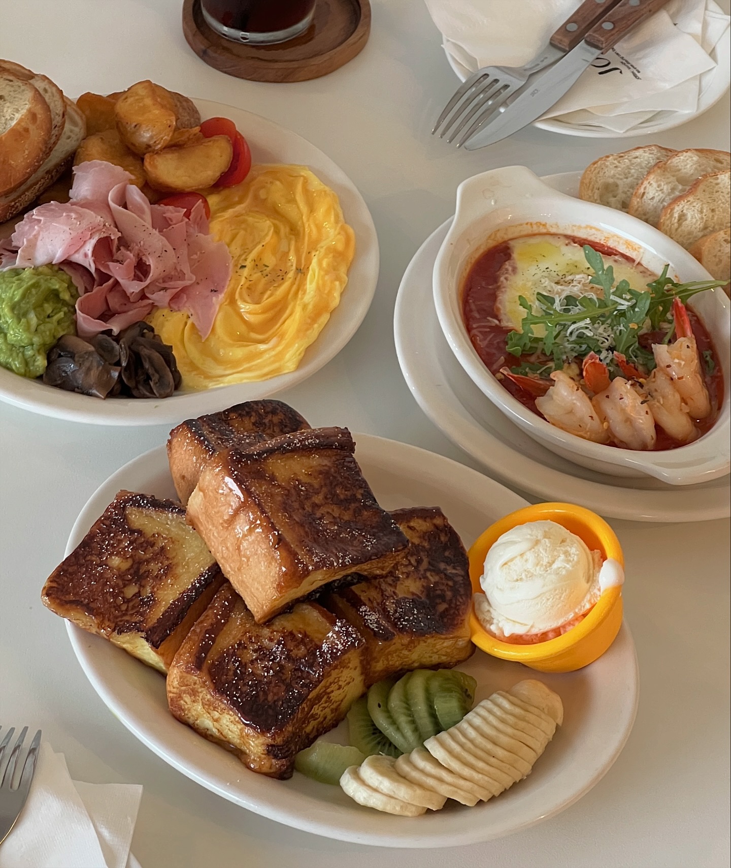 기온 뚝. 가을맞이 브런치 (▰˘◡˘▰)

#𝐑𝐄𝐂𝐎𝐑𝐃_𝐀𝐍
✔︎ #조식 josik.aewol 
✔︎ 제주 제주시 애월읍 어림비로 272 1층
✔︎ 10:00-16:00 / L.O 15:30 (화)휴무