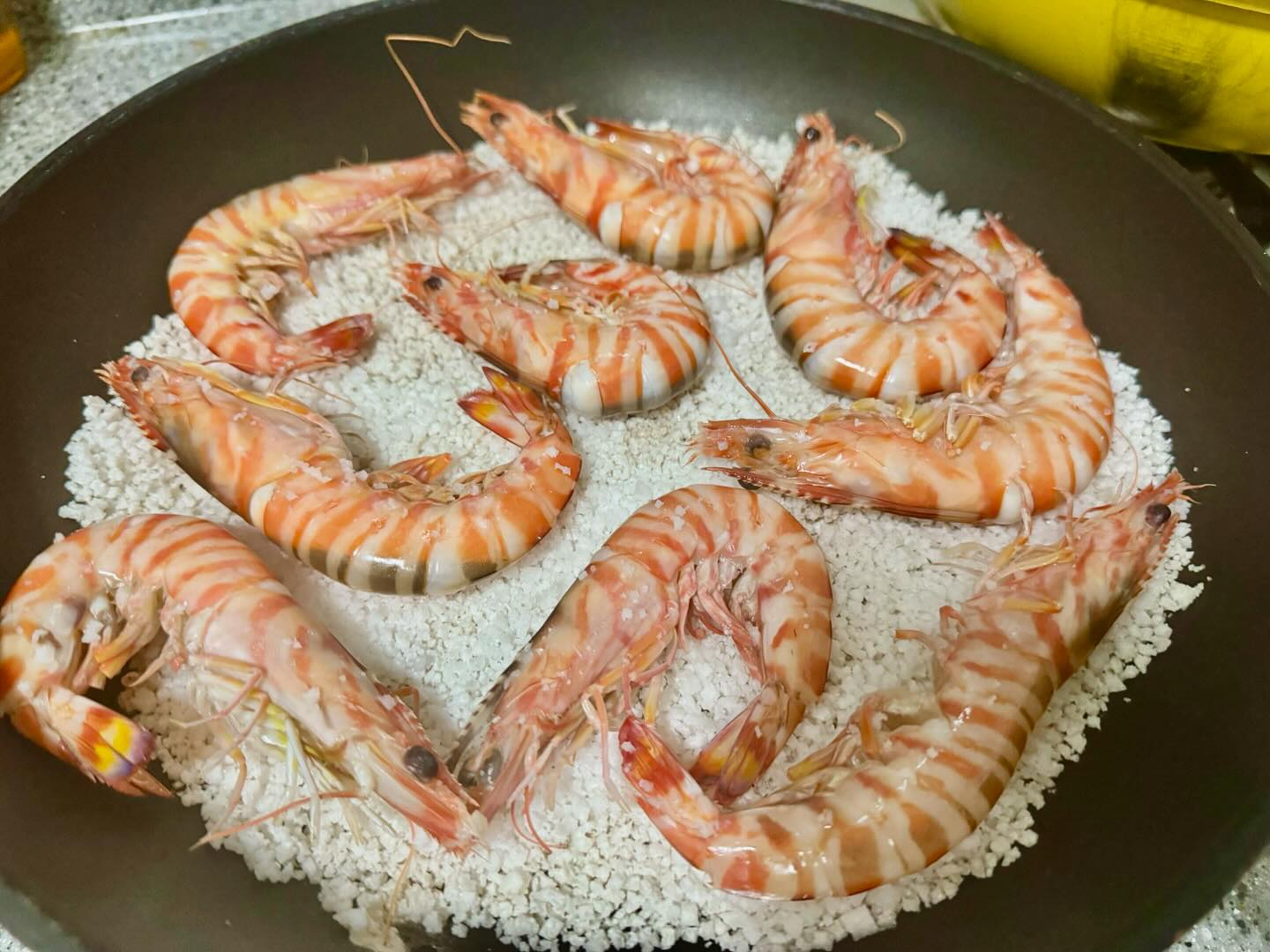 🦐오도리 물리게 먹게생겼..

내일 새우튀김🍤 도전한다

#일상 #보리새우 #오도리 #물릴때까지먹어보자 #daily