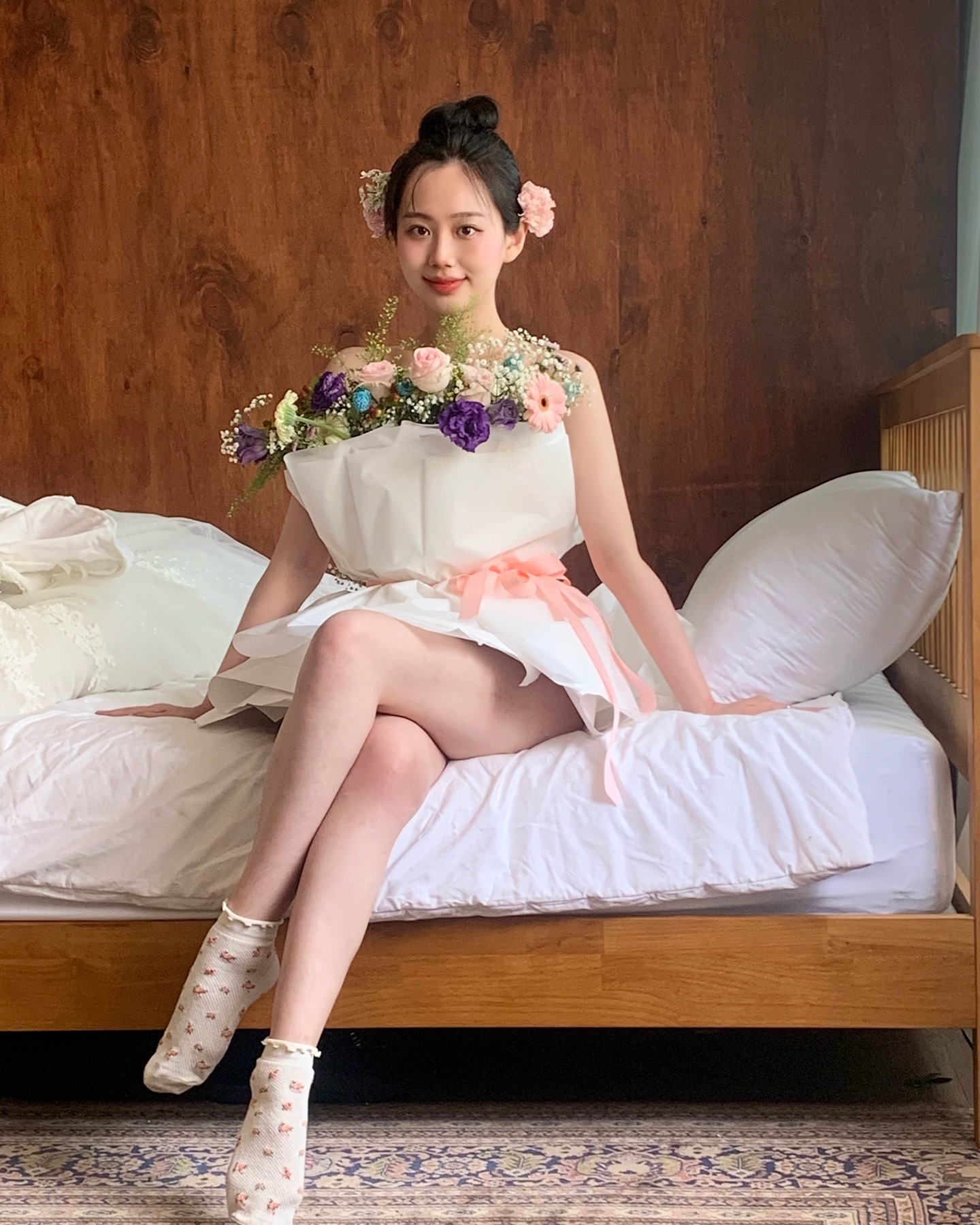 플로리스트 선생님 작품,,🌹
꽃다발로 원피스 만들어주심!