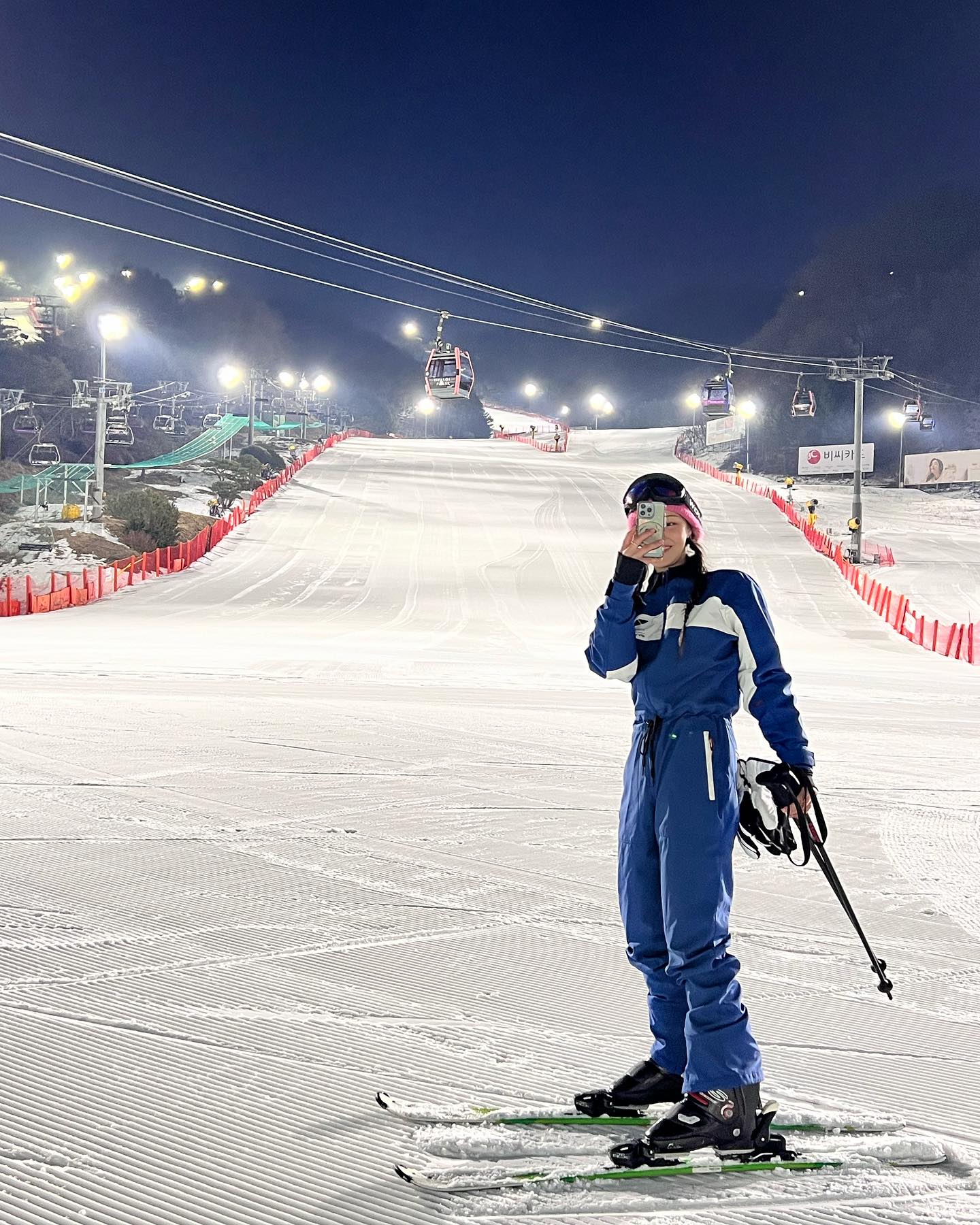 흰 ❄️ 사이로 ⛷️를 타고 달리는 기분 상쾌도하다😆

#정비복아니구스키복