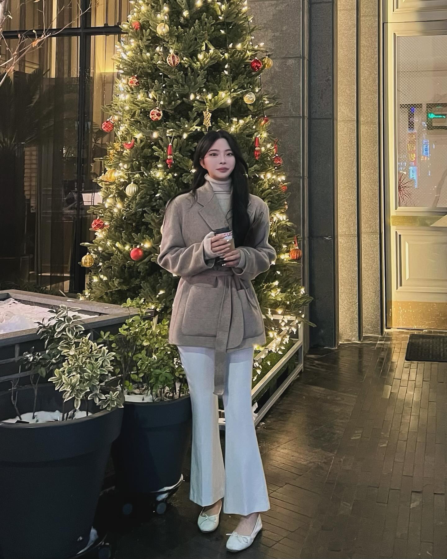트리세계관 오늘 털어야됨 껄껄