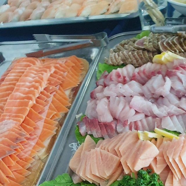 빈앤준 on Instagram: "#광고 💕 #제주돌잔치장소 로 유명한 만배성!! 역시가 역시네요👍 만배성 1층 뷔페에서 진행하는 돌잔치 사진인데(음식이 넘 많아 사진을 다 못찍었다는 사실👉👈) 뷔