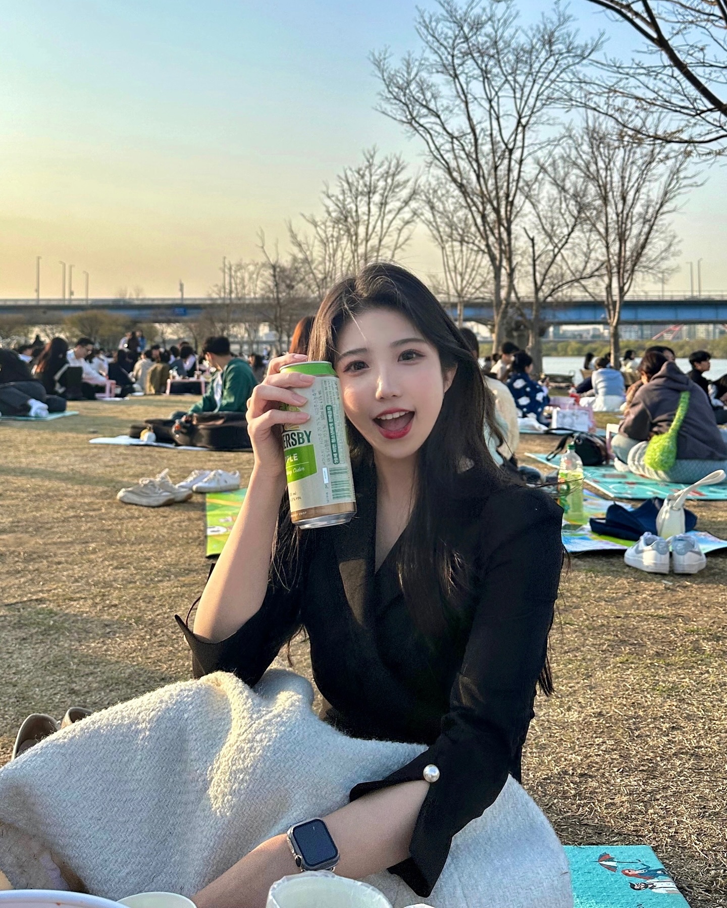 퇴근 후 한강은 소확행 ⸝⸝ʚ̴̶̷̆ ̯ʚ̴̶̷̆⸝⸝