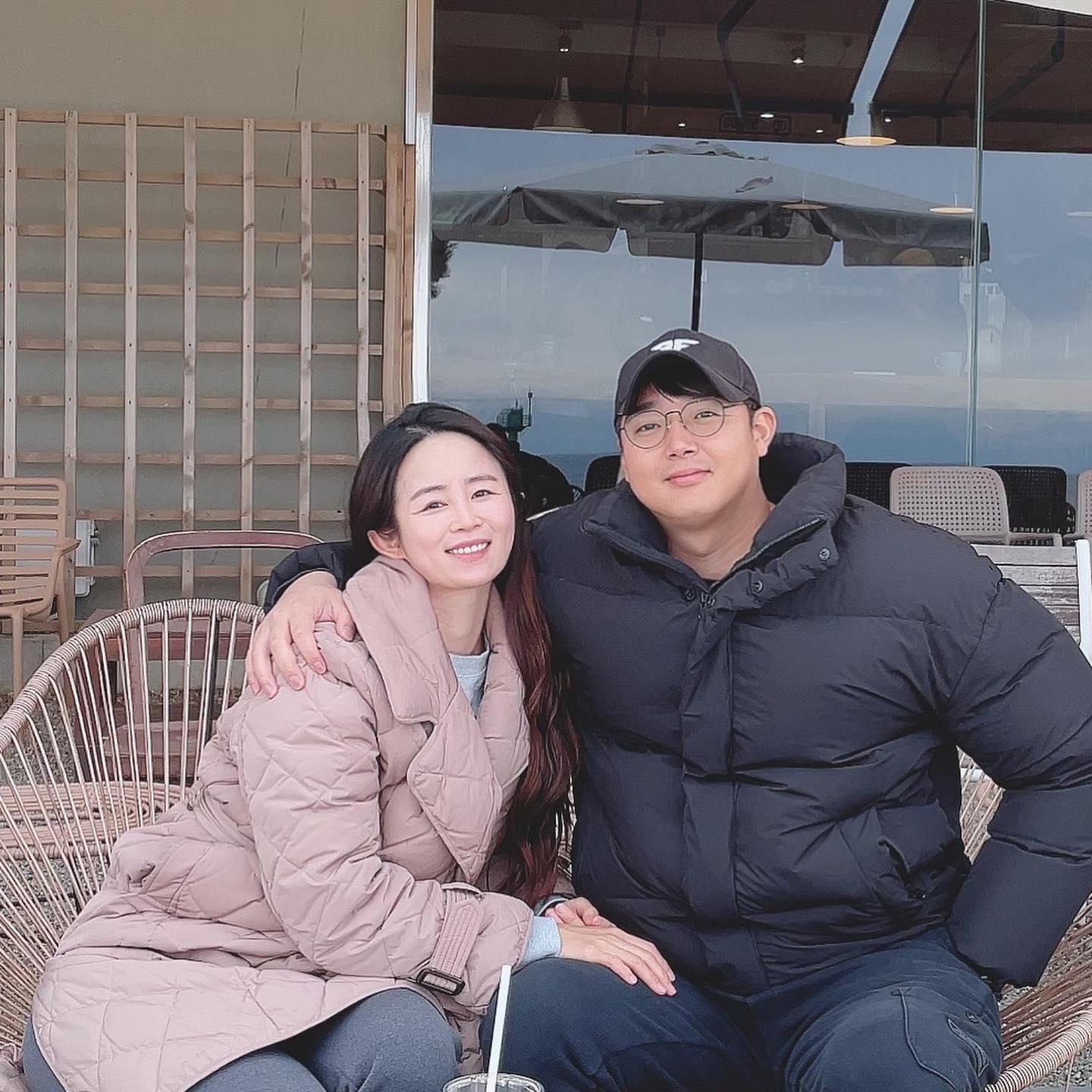 하루만 떨어져 있어도 이상하게 허전한 너의 빈자리
있으면 또 분명 시끄러운데….
CCTV로 참견해서 분명 시끄러운데….
이상하게 없으면 빈자리가 유독 크게 느껴지는 근육몬💙
.
#이상해 #너의빈자리 #사랑인가봐 #내일은만나야할것같아