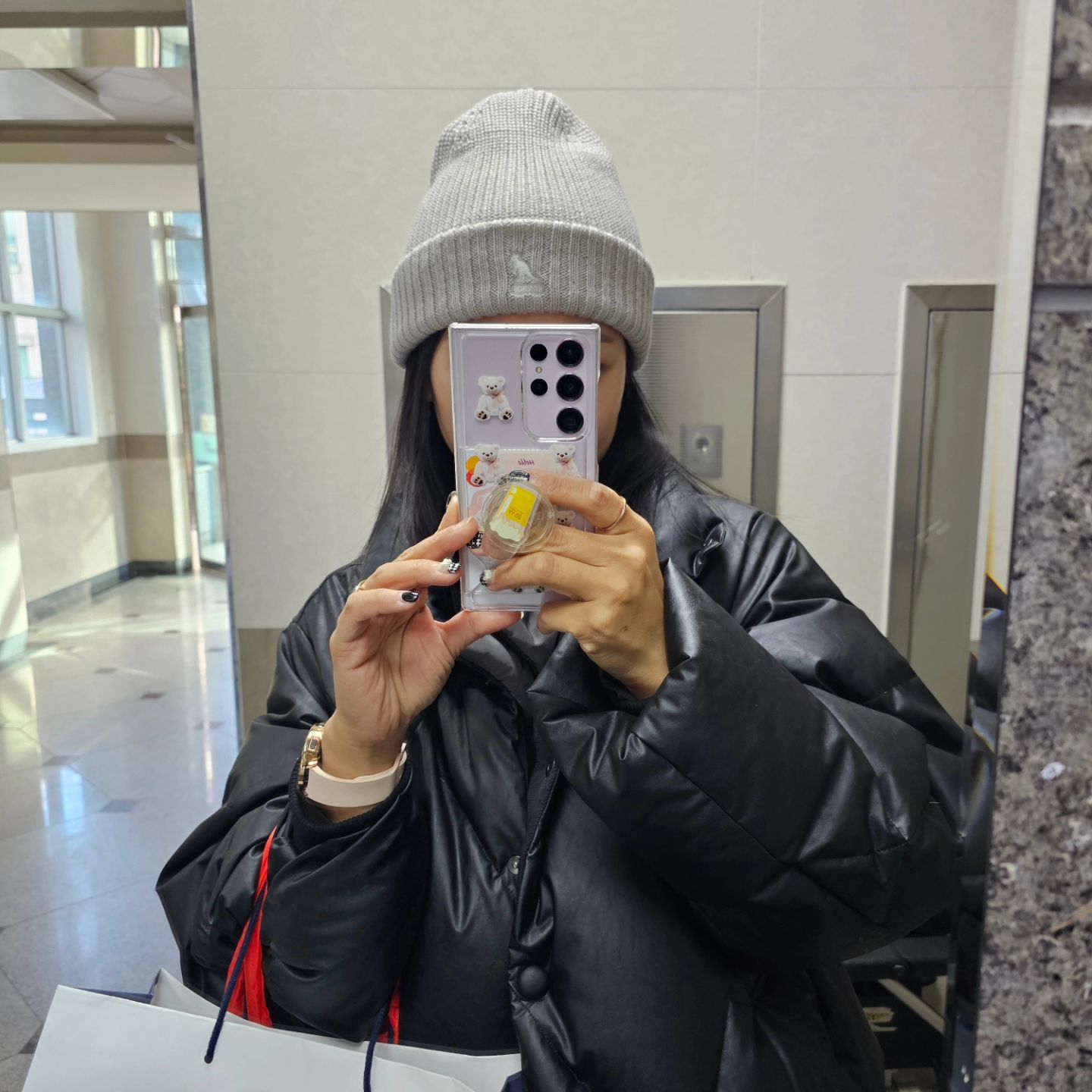 올만에 골무장만🤗
야무지게 잘쓰는듕🫶🏻
kangolkorea