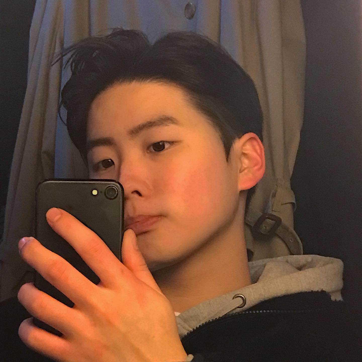 깐