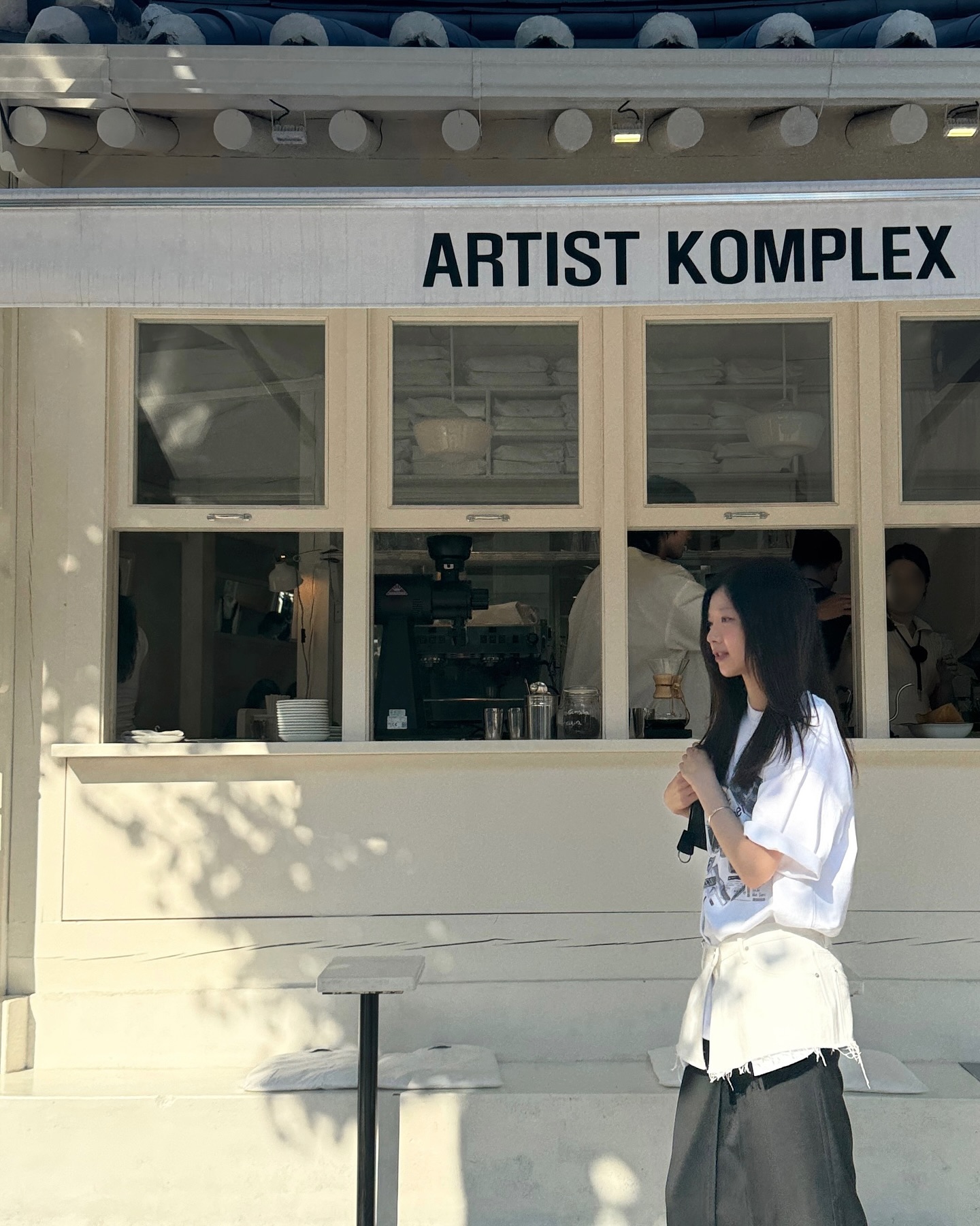 삼청동은 그냥 걷기만 해도 행복ㅎH 🚶🏻‍♀️🌞🍃😎🍀🤍